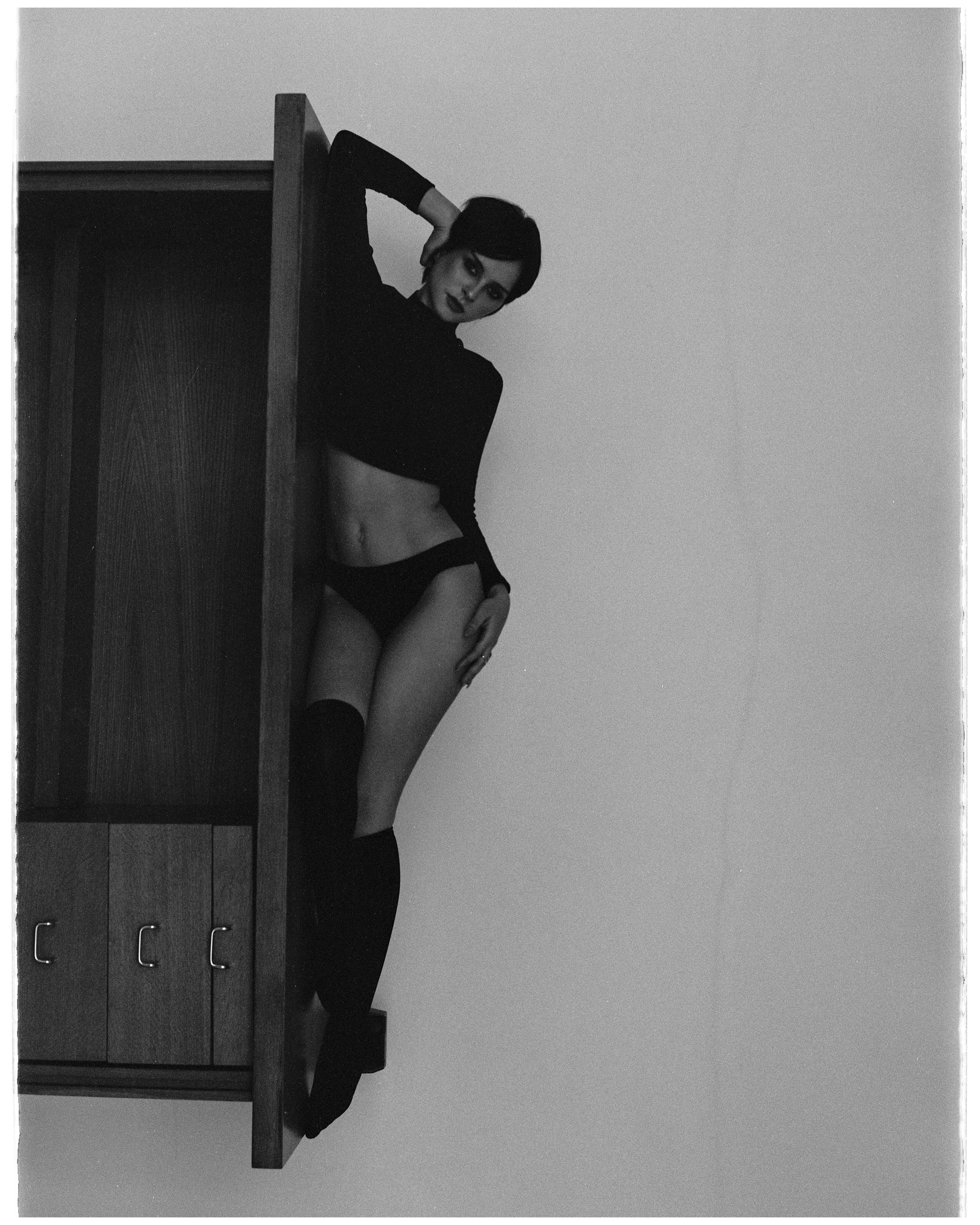 VICTORIA. ANNA — PHOTOGRAPHER