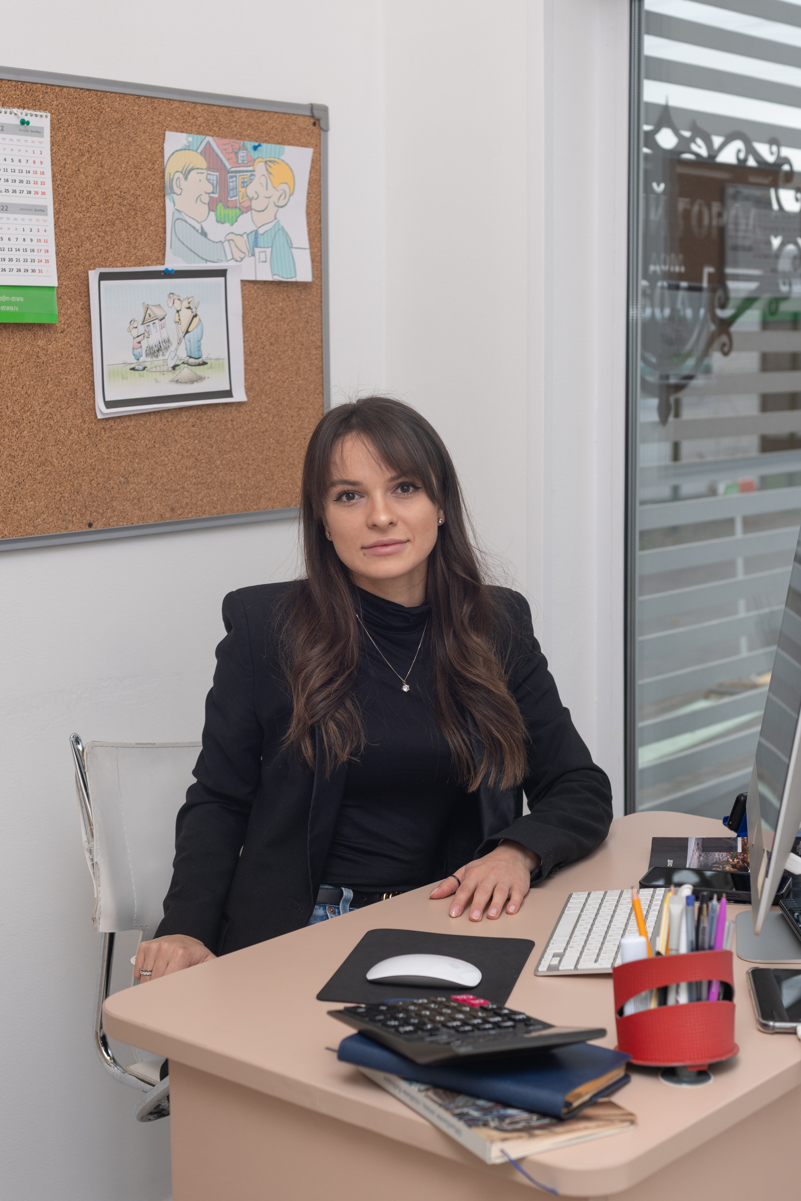 Фотосъёмка сотрудников, деловой женский и мужской портрет. Фотограф в Москве и области Синенкова Екатерина