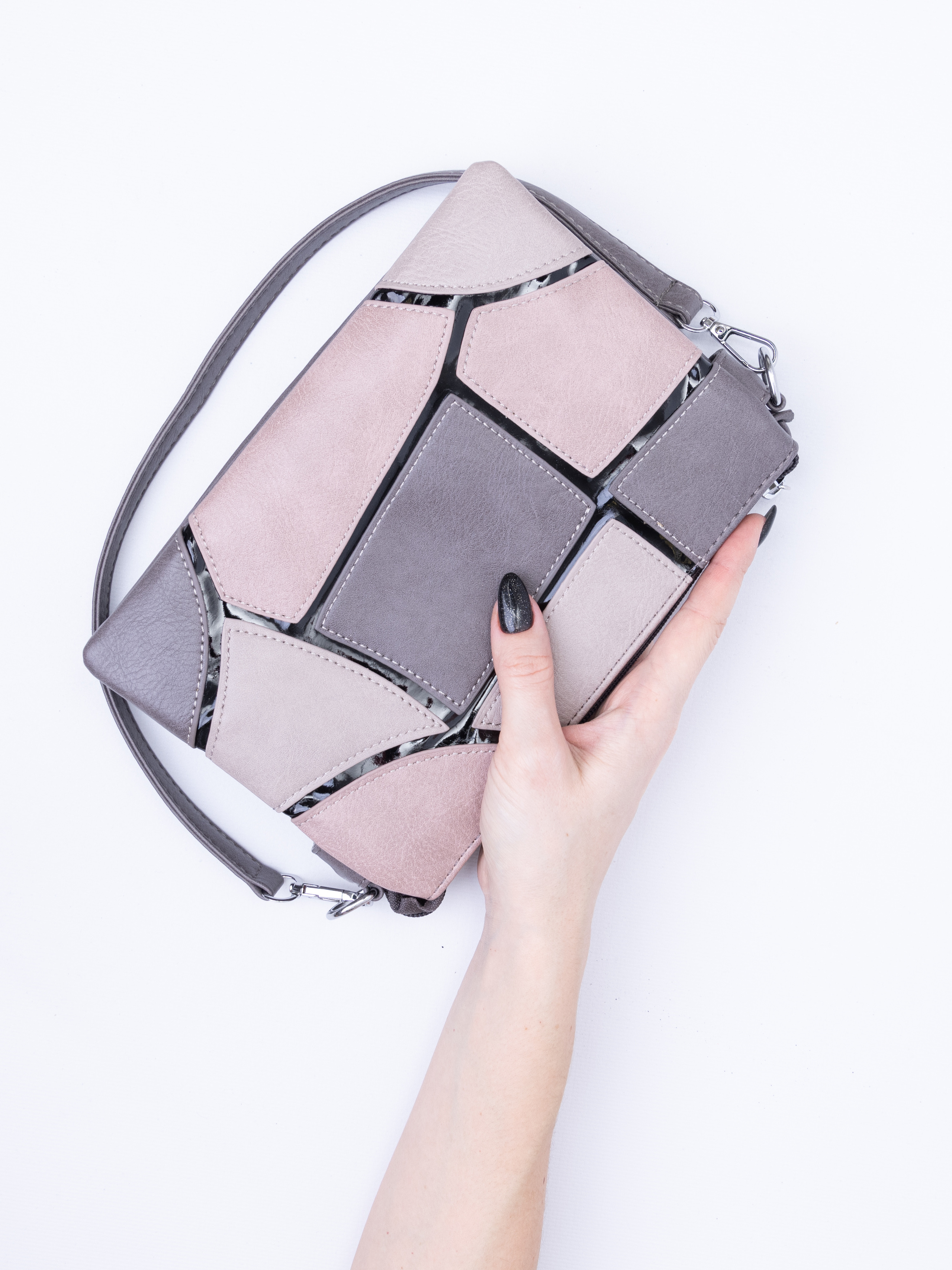 Фотосъемка рюкзаков, сумок, косметичек, ремней. Фотограф в Москве и области Синенкова Екатерина