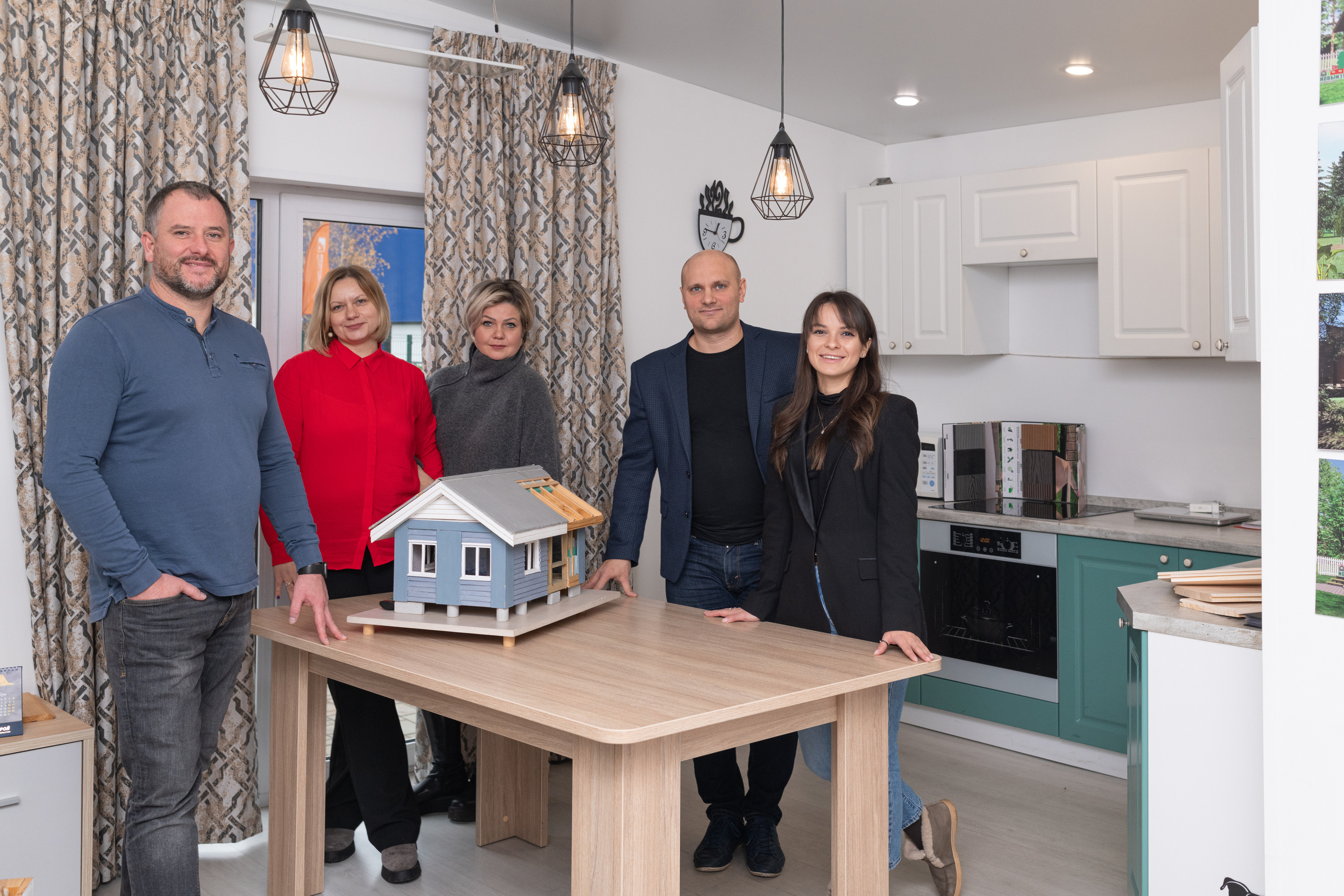 Фотосъёмка сотрудников, деловой женский и мужской портрет. Фотограф в Москве и области Синенкова Екатерина