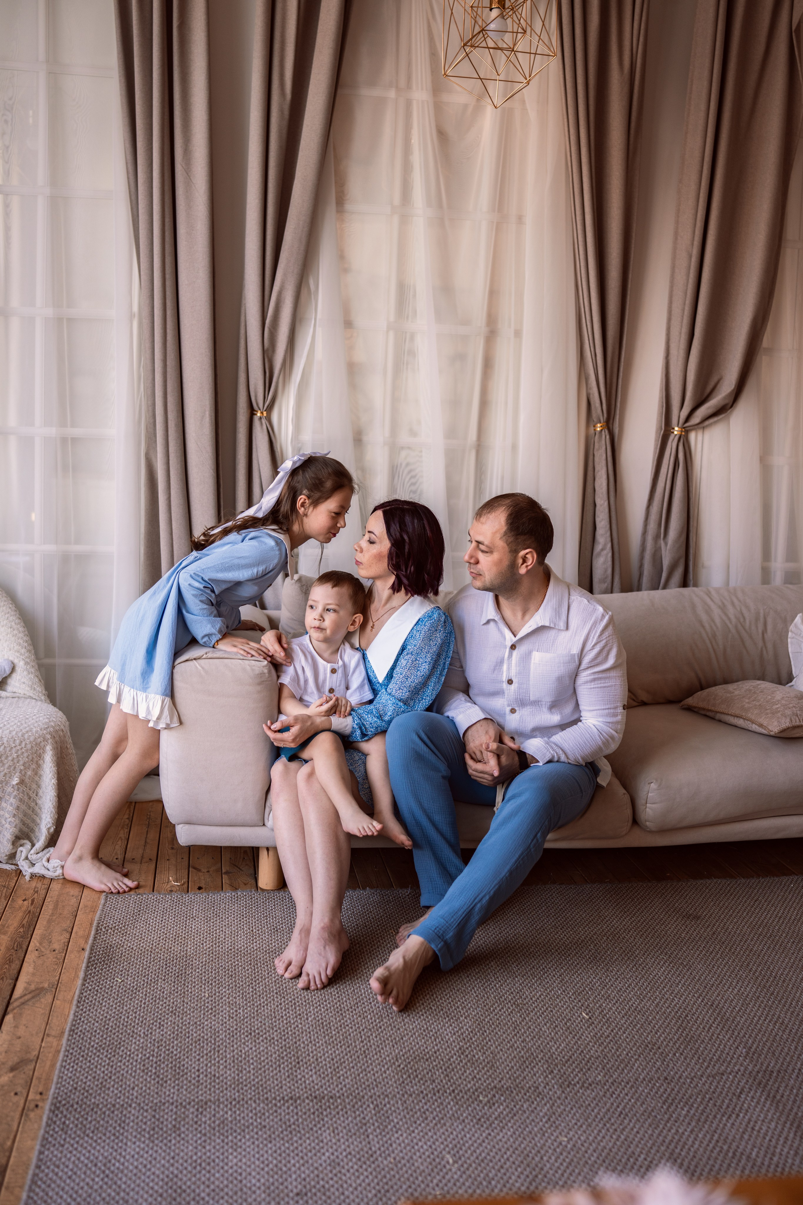 Семейная студийная съемка. Семейный и портретный фотограф в Санкт-Петербурге Татьяна Гримоть