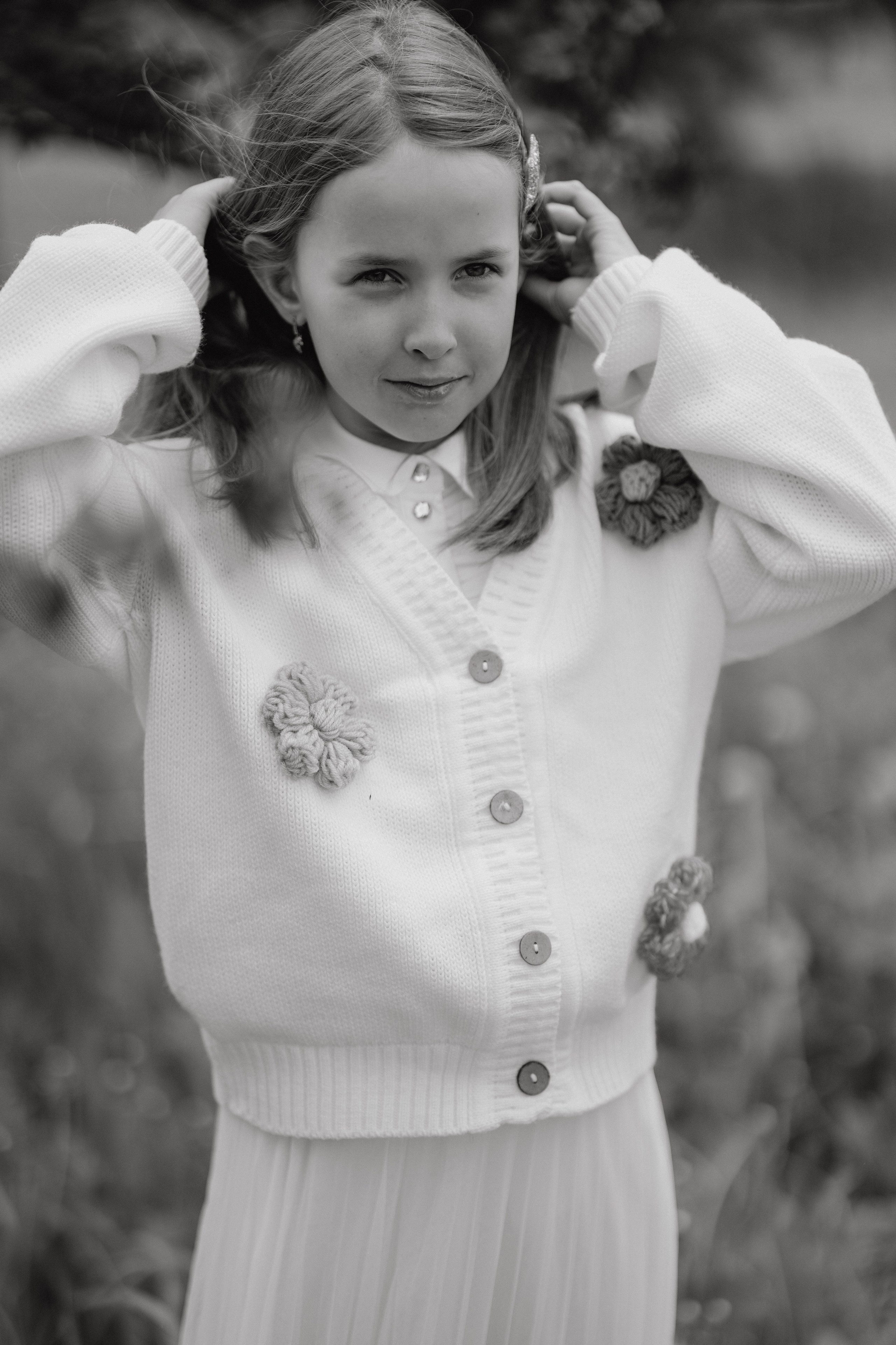 Ксения, Кирилл и Кристина в цветущем саду. Семейный и портретный фотограф в Санкт-Петербурге Татьяна Гримоть