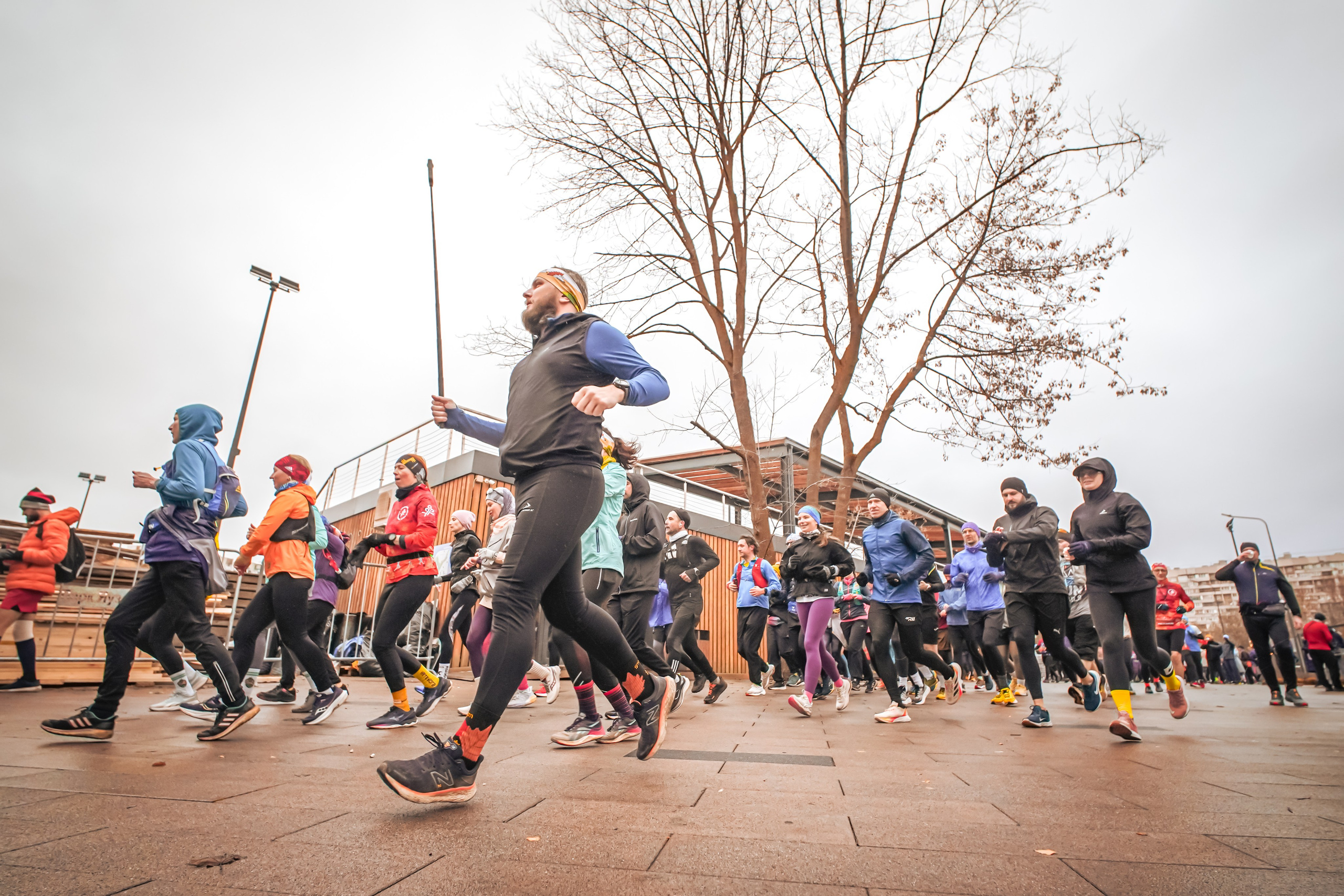 #марафонудома #яuzarun 2024 2-я петля, группа 6:30. Роман Капилюшов. Бег. Фото. Видео. г. Люберцы