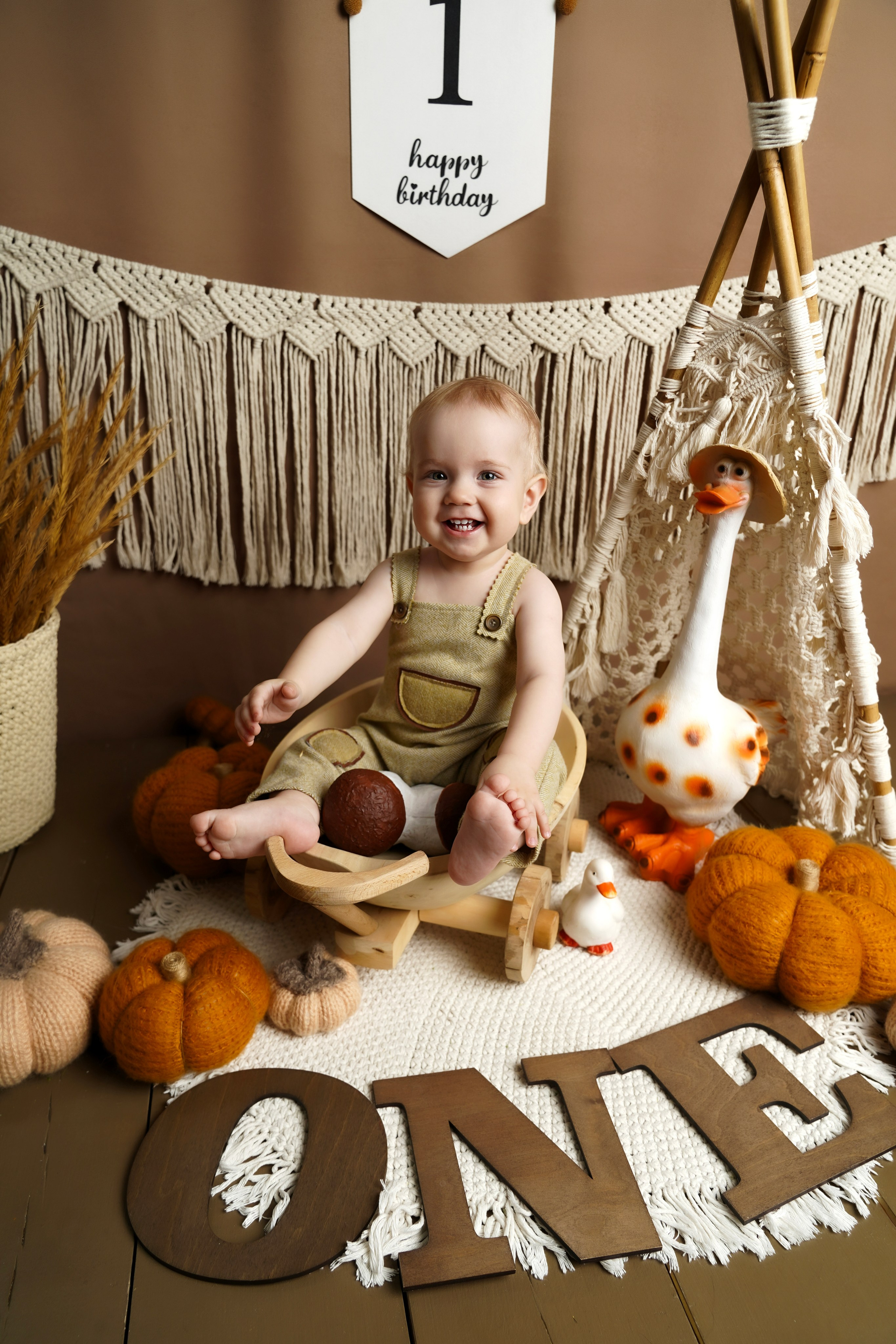 Фотосессия ГОДОВАСИЕ. Фотограф новорожденных, детей до года и беременных в Симферополе