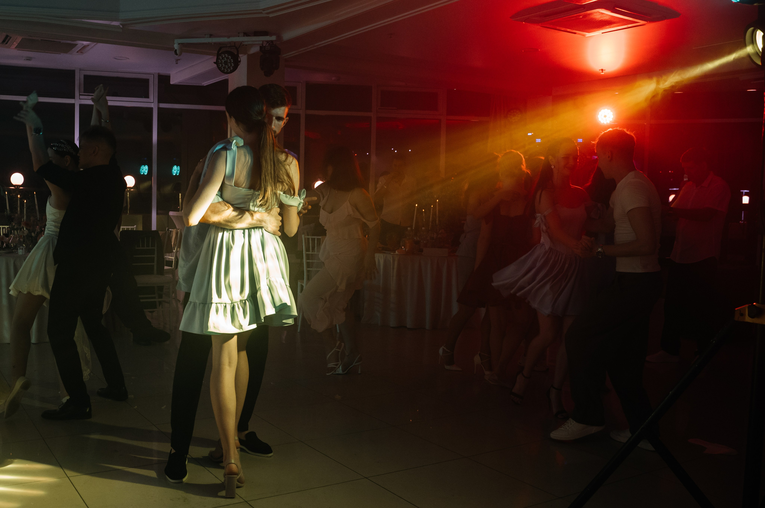 Танцуют все!. Свадебный фотограф в Краснодаре и Сочи Комолова Екатерина