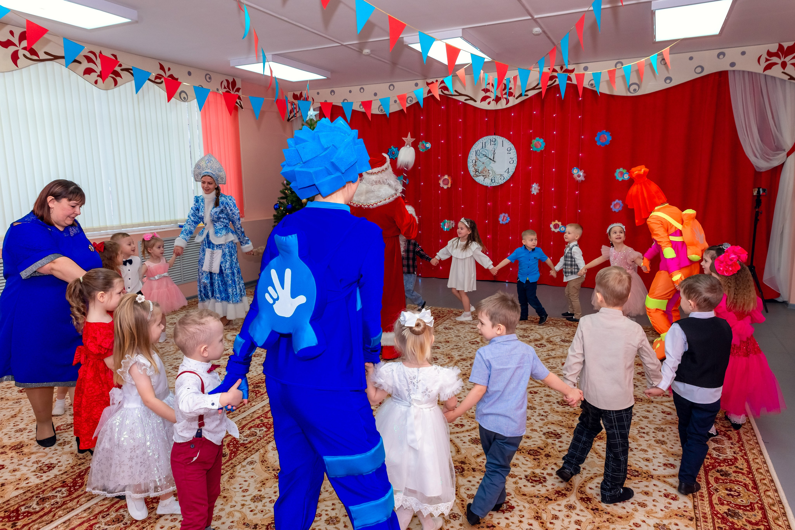 Утренник в саду. Фотограф Крещение Венчание Москва