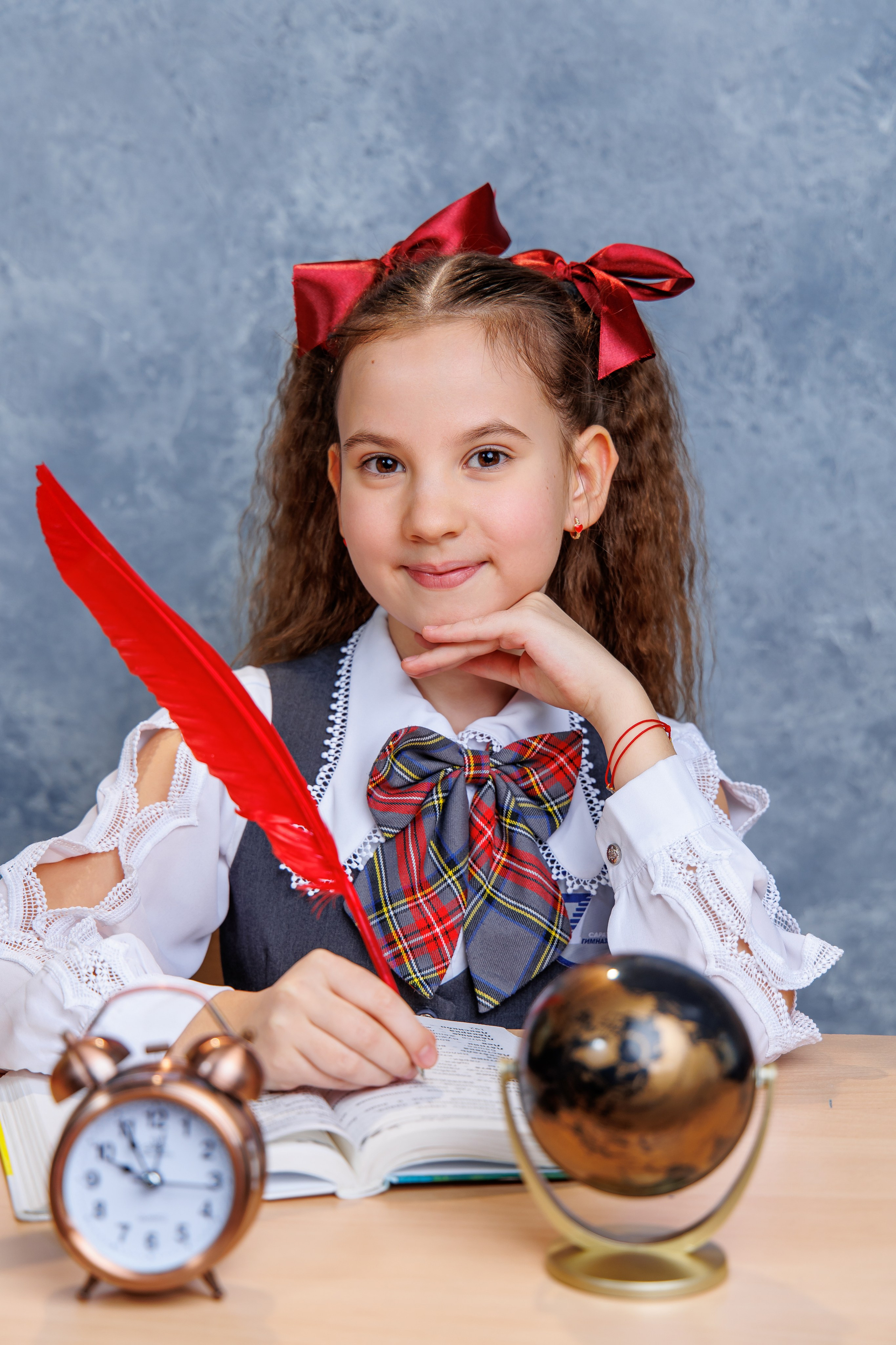 Альбомы для 4 класса. Школьный фотограф Саратов Золотарь Ольга