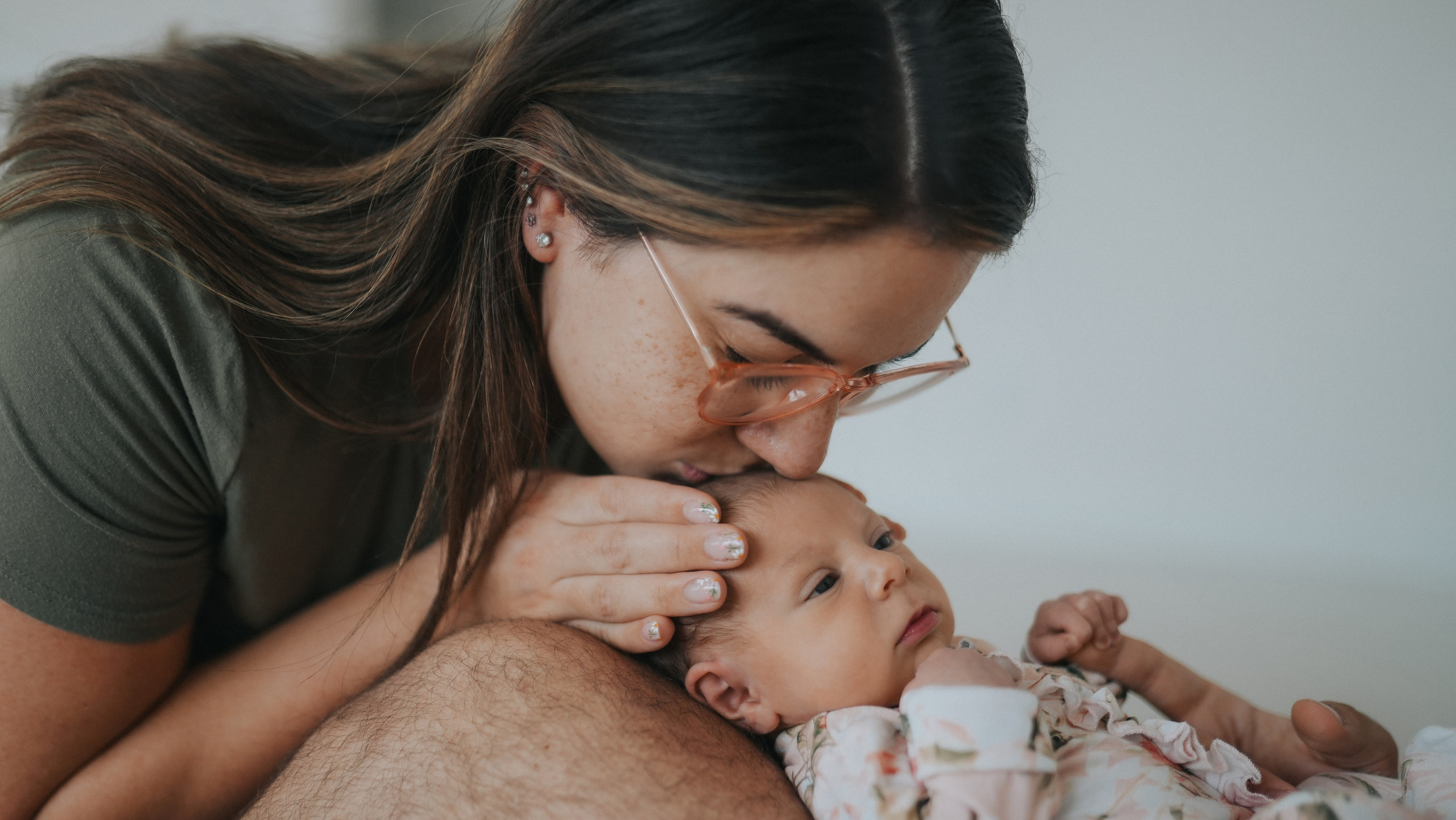 Fresh 48 newborn photos | First days in the hospital or at home | Anny Smirnova