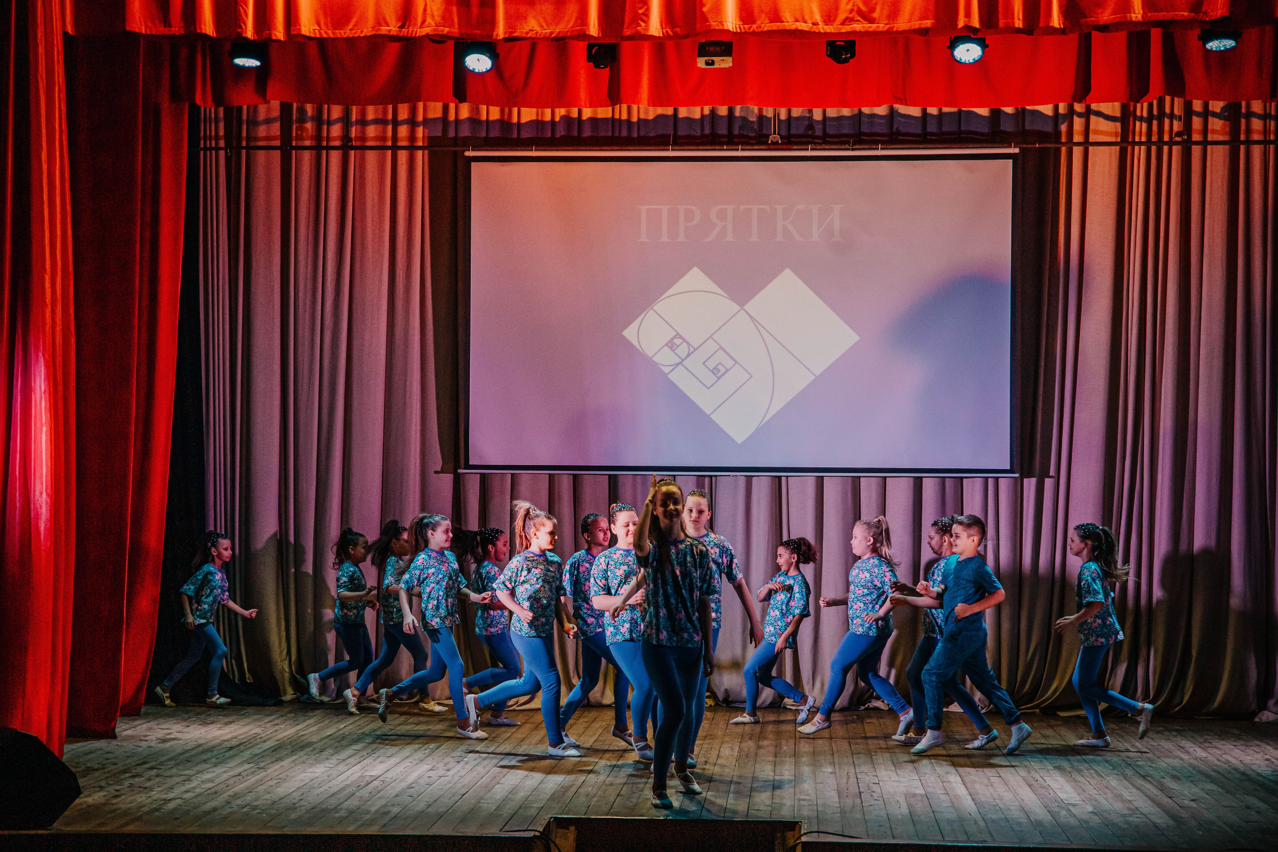 Отчетный концерт хореографического коллектива Пульс!. Фотограф Дарья Маташкова