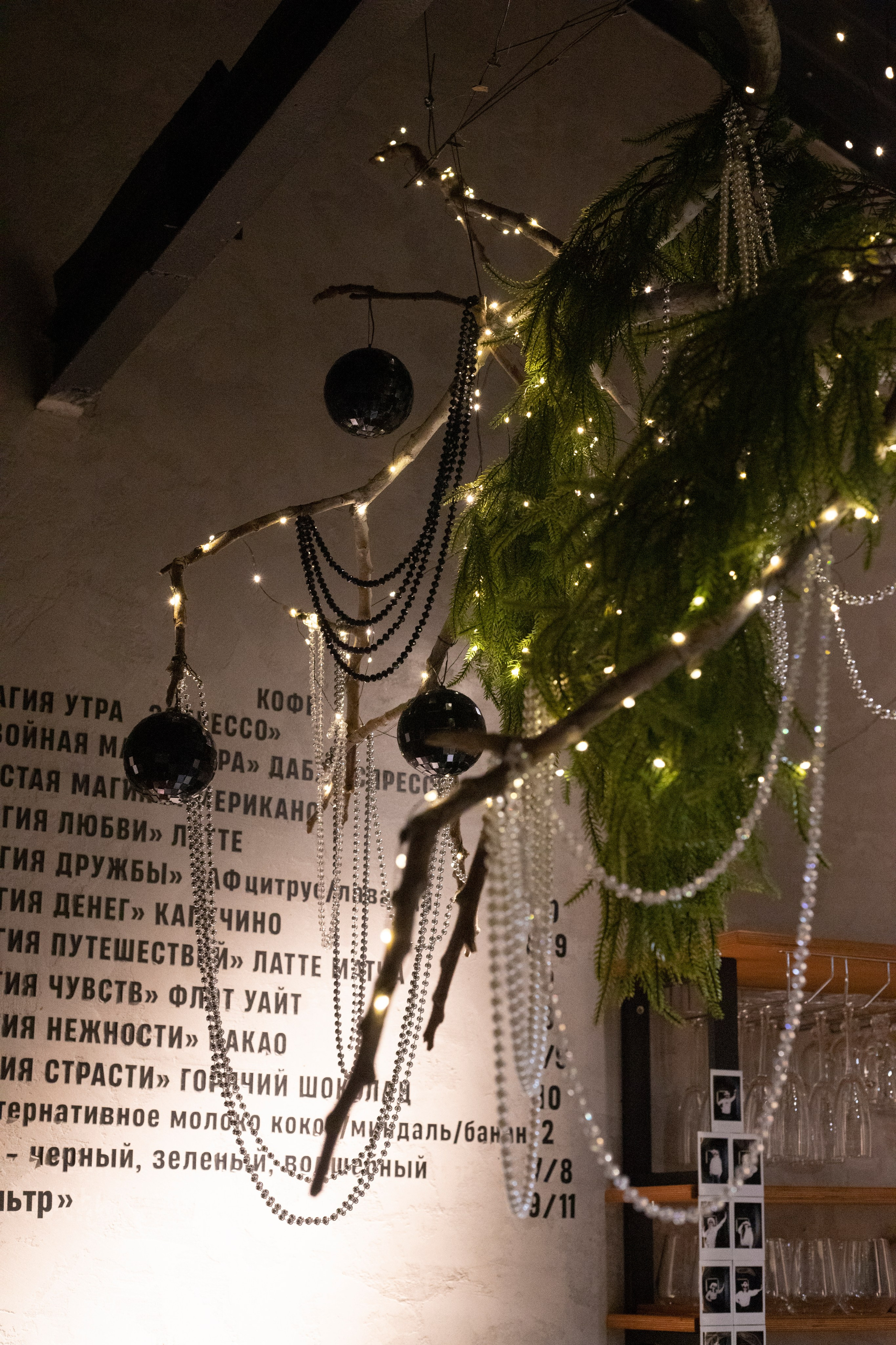 Декор заведений. Декоратор в Минске Алёна Шевелёва. Весеннее оформление входных групп. Декор заведений