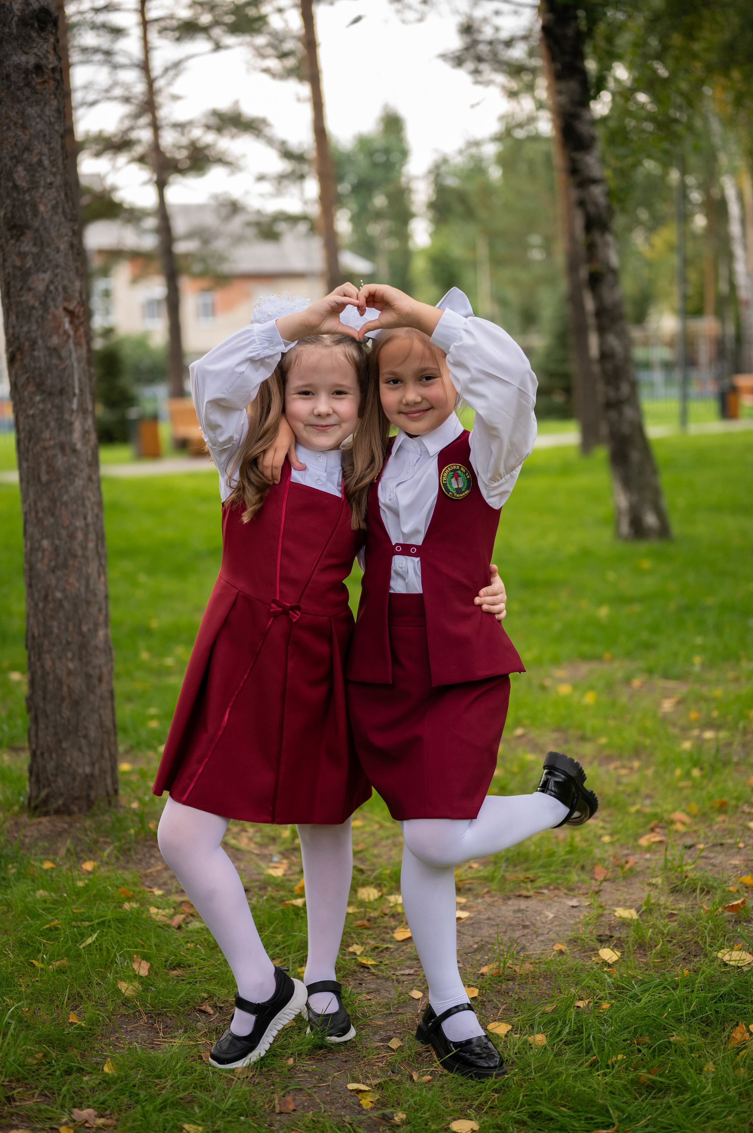 1 сентября 16 гимназия 2 класс (линейка + в классе+ на улице). Фотограф новорожденных, семейный детский в Тюмени Татьяна Морозова