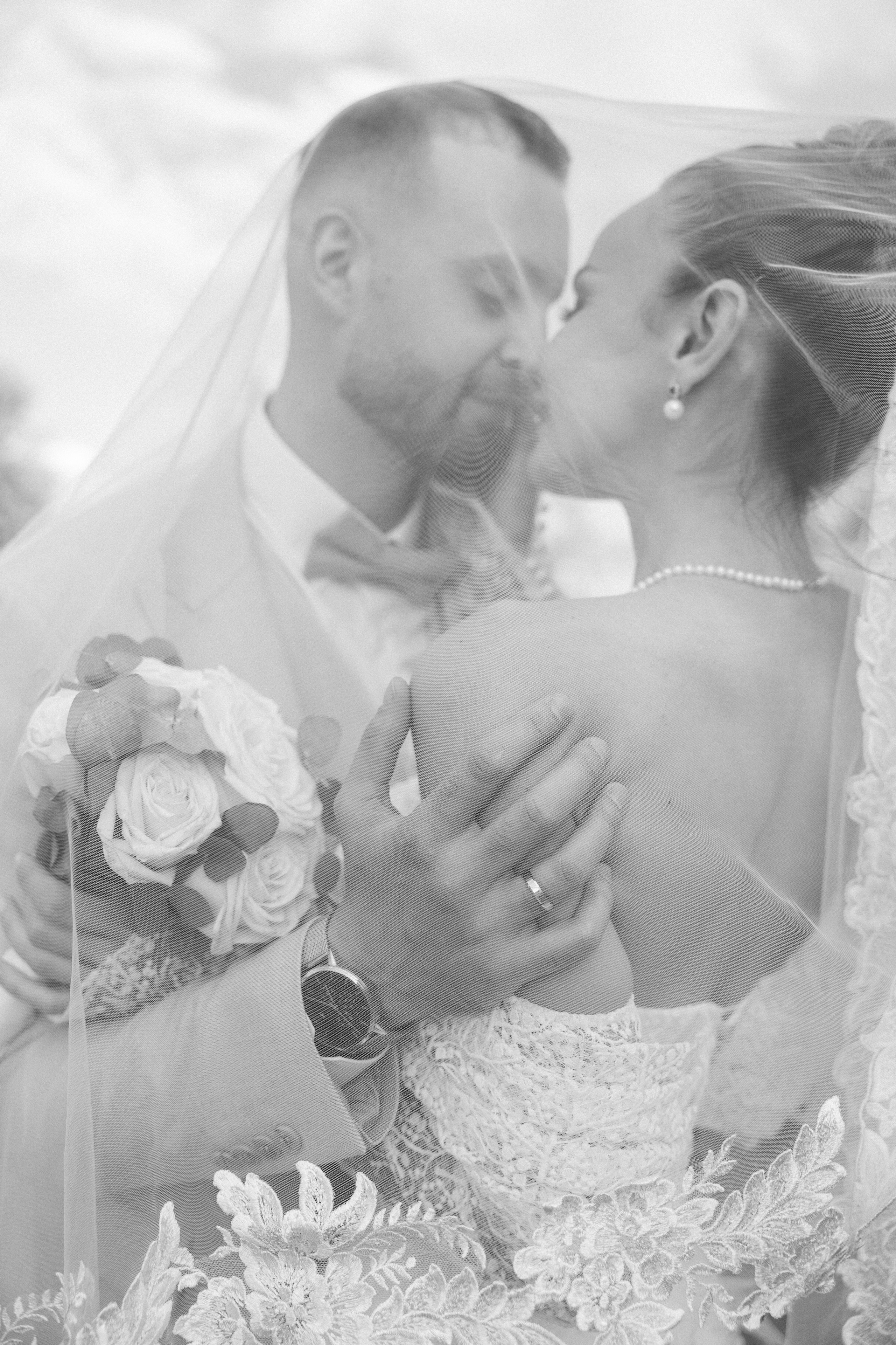 Стильная свадебная фотосессия. Свадебный фотограф в Москве Полина Лелетко