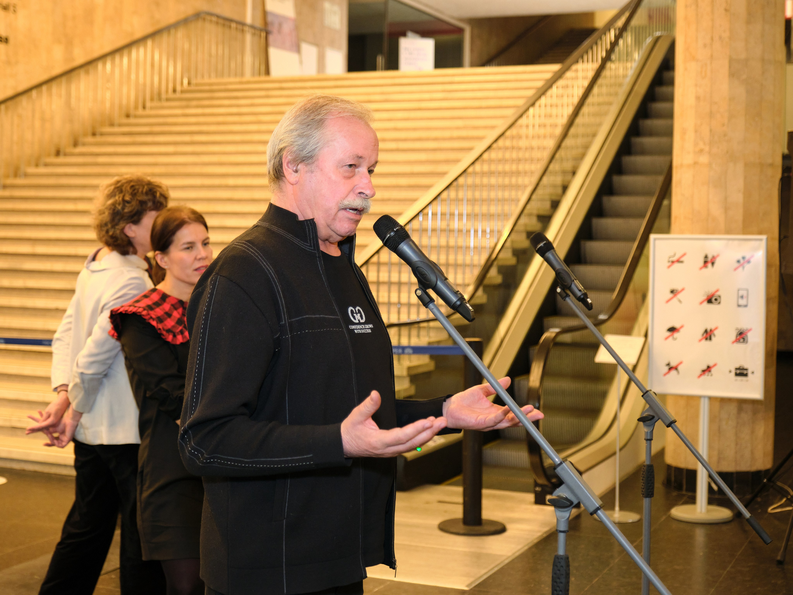 Выставка Свет. Третьяковская галерея. Профессиональный фотограф в Москве Захар Ишутин