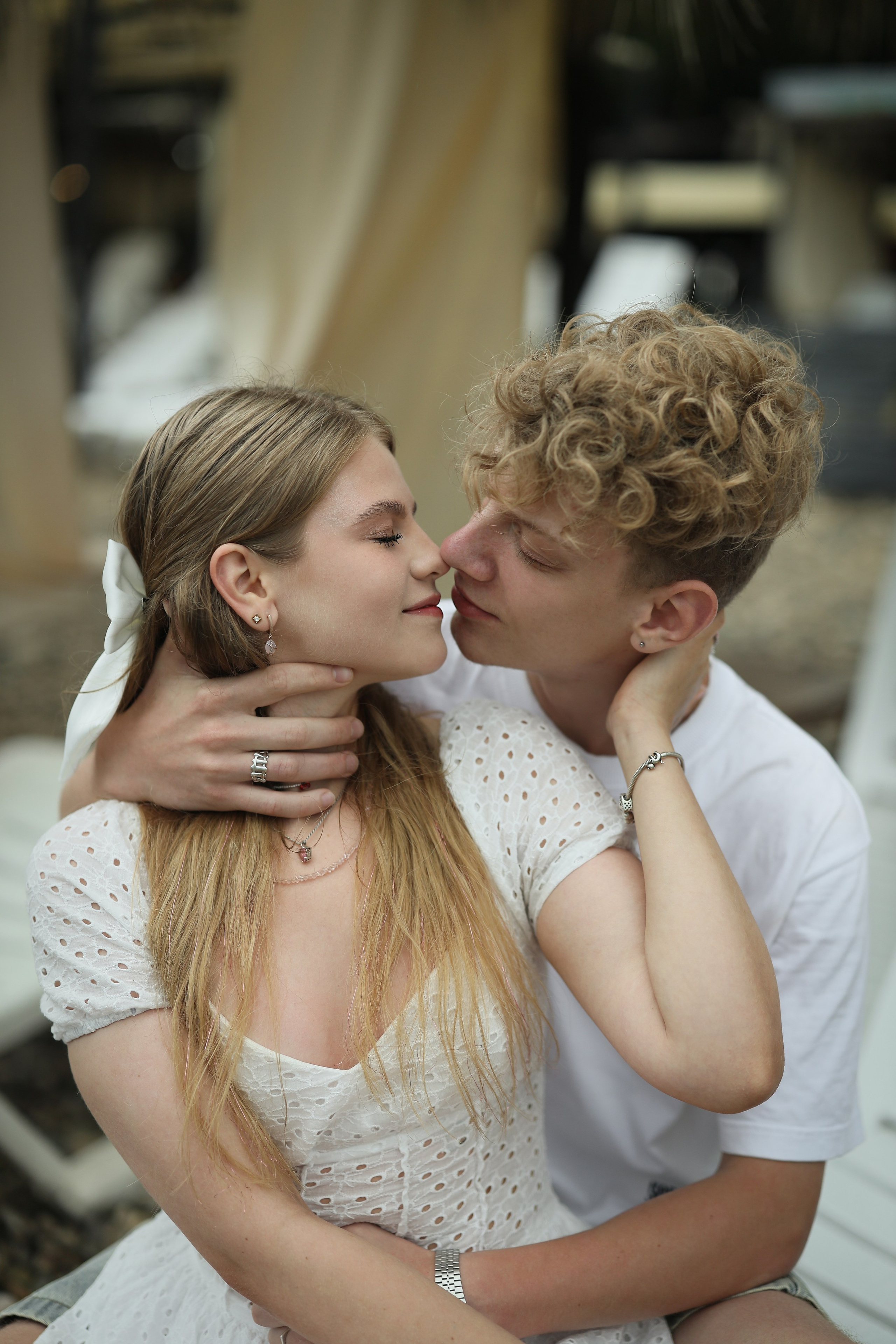 Love story фотосессия на пляже в Новом Афоне. Свадебный и семейный фотограф в Абхазии Жанна Соснина