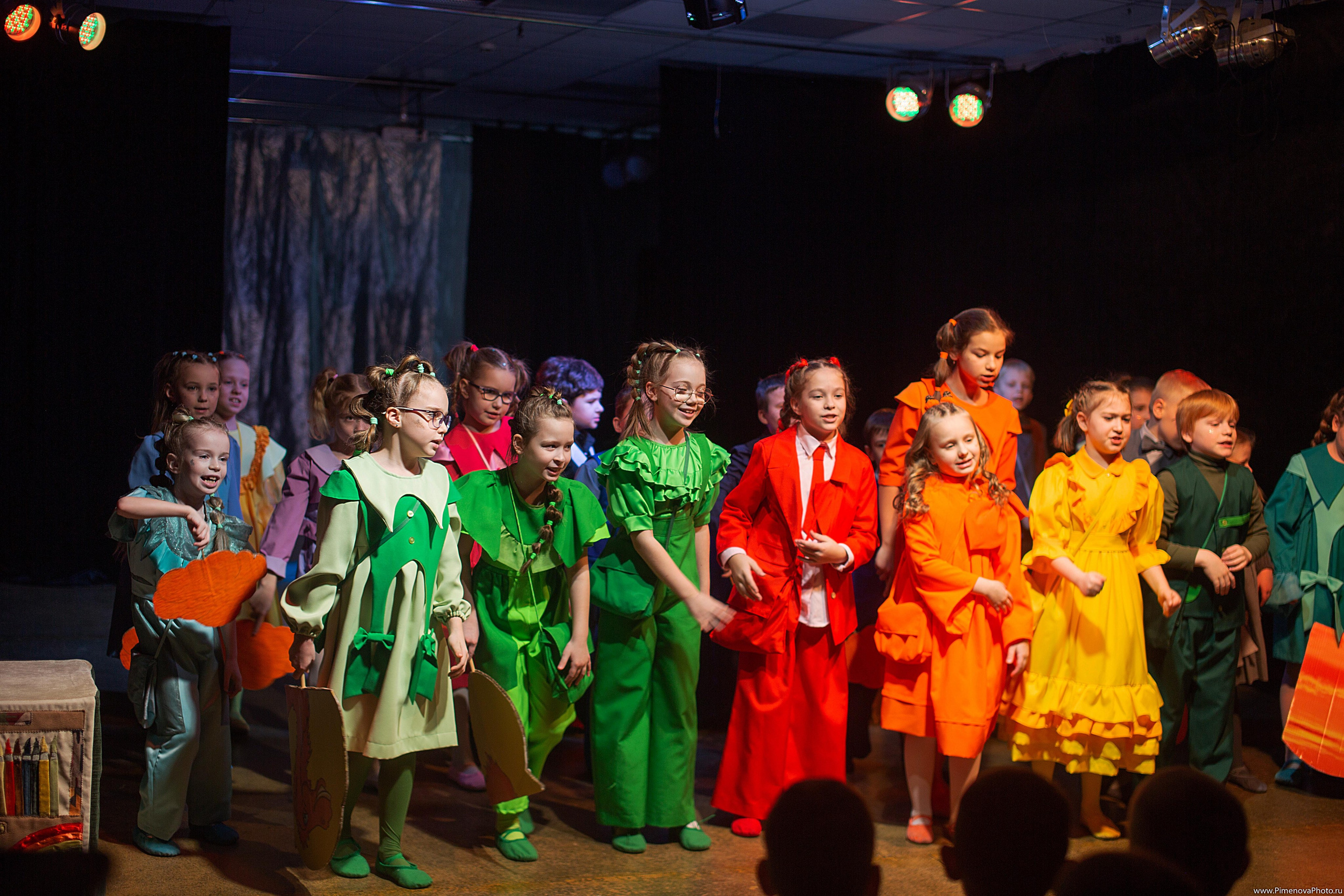 Карандаши «Театрум» ДТЦ, февраль. Семейный и детский фотограф в Петрозаводске