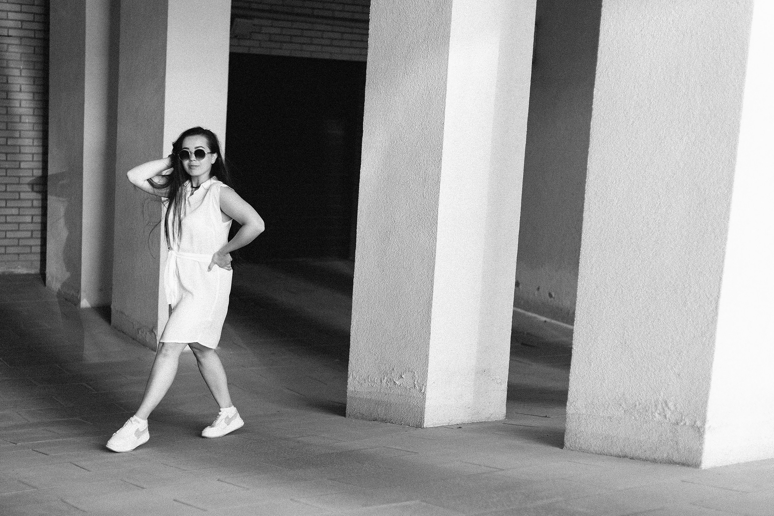 Женский портрет на улице летом. Портретный и репортажный фотограф. Мыльников Илья