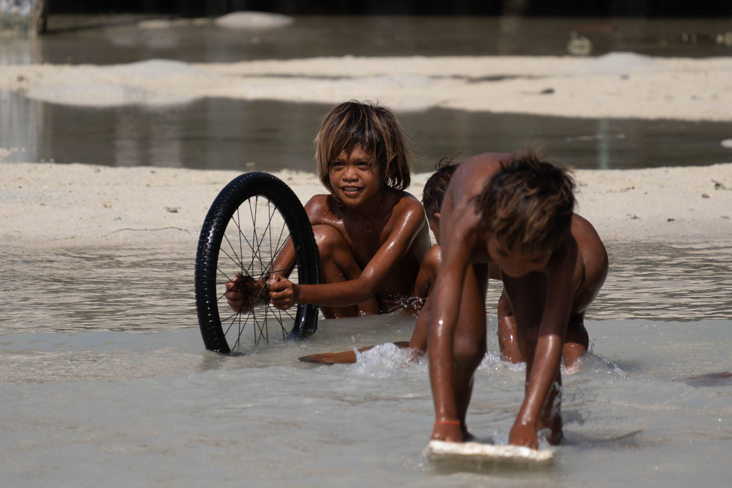 Остров. Цыгане. Фотографии из путешествий