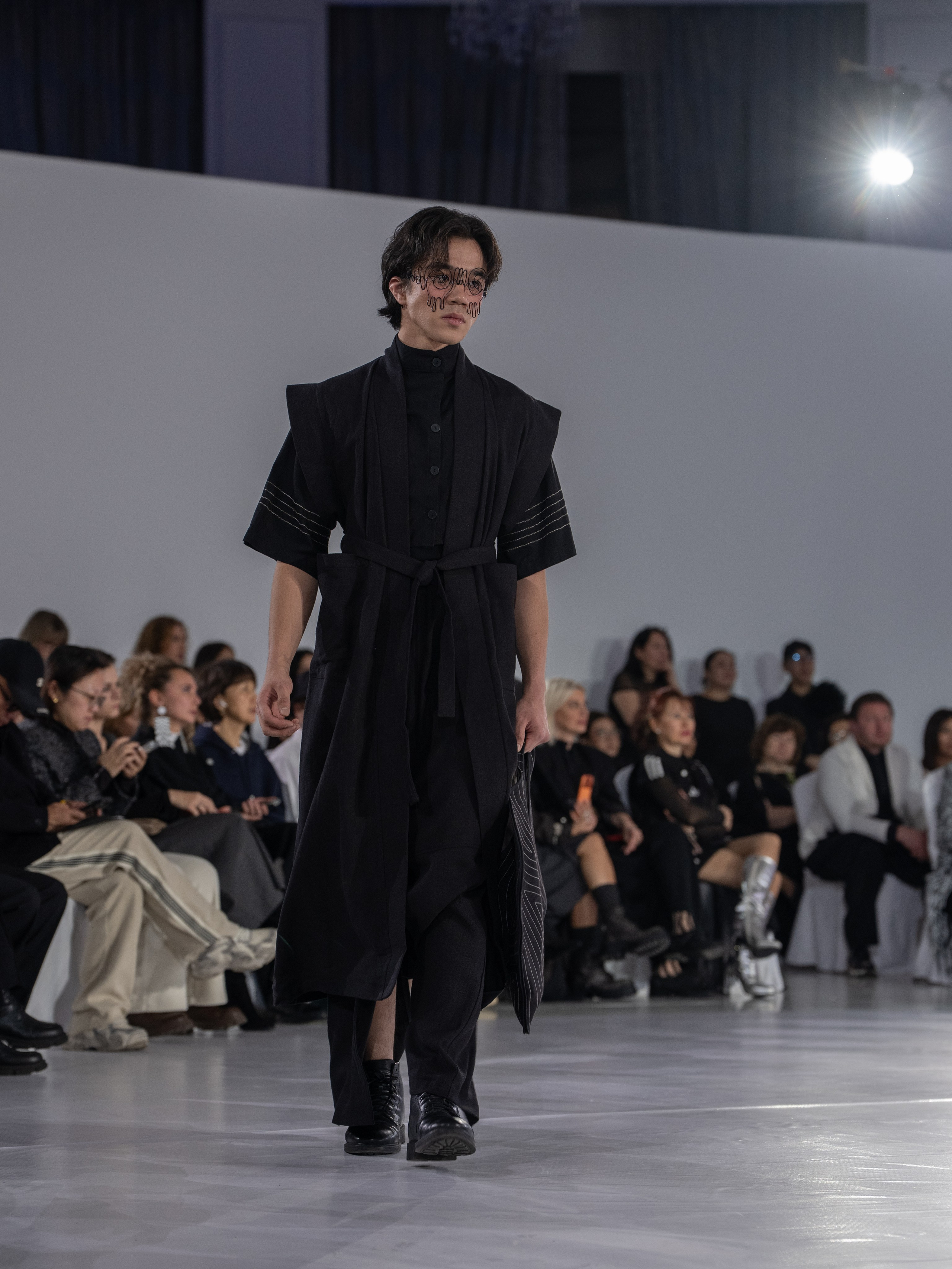 Дизайнер Zalkar. Сайт Алматинского НЮ АРТ, будуар и фэшн фотографа Дениса Карпенко