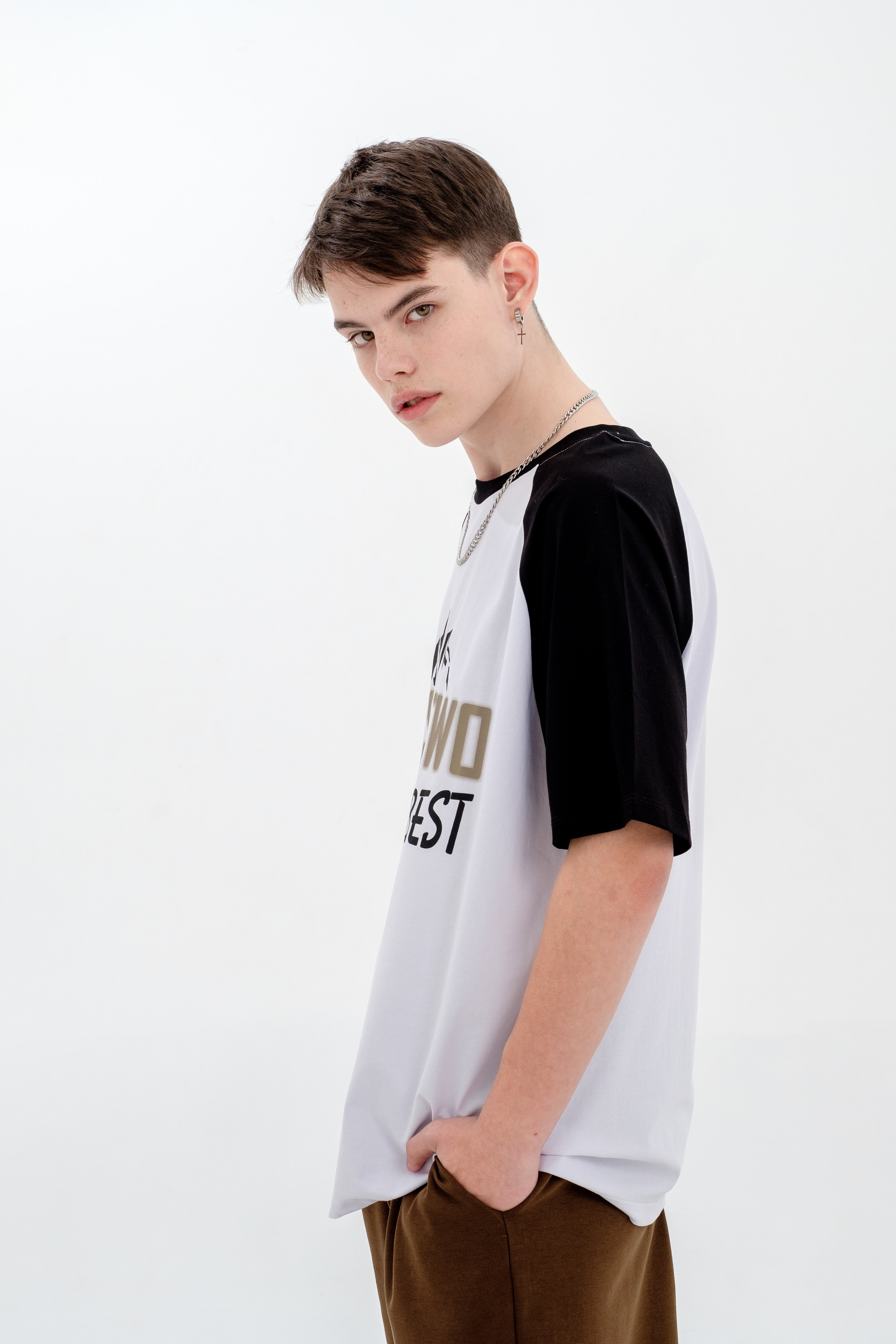 Фотосессия  одежды для маркетплейсов в СПб. Фотосессия для маркетплейсов