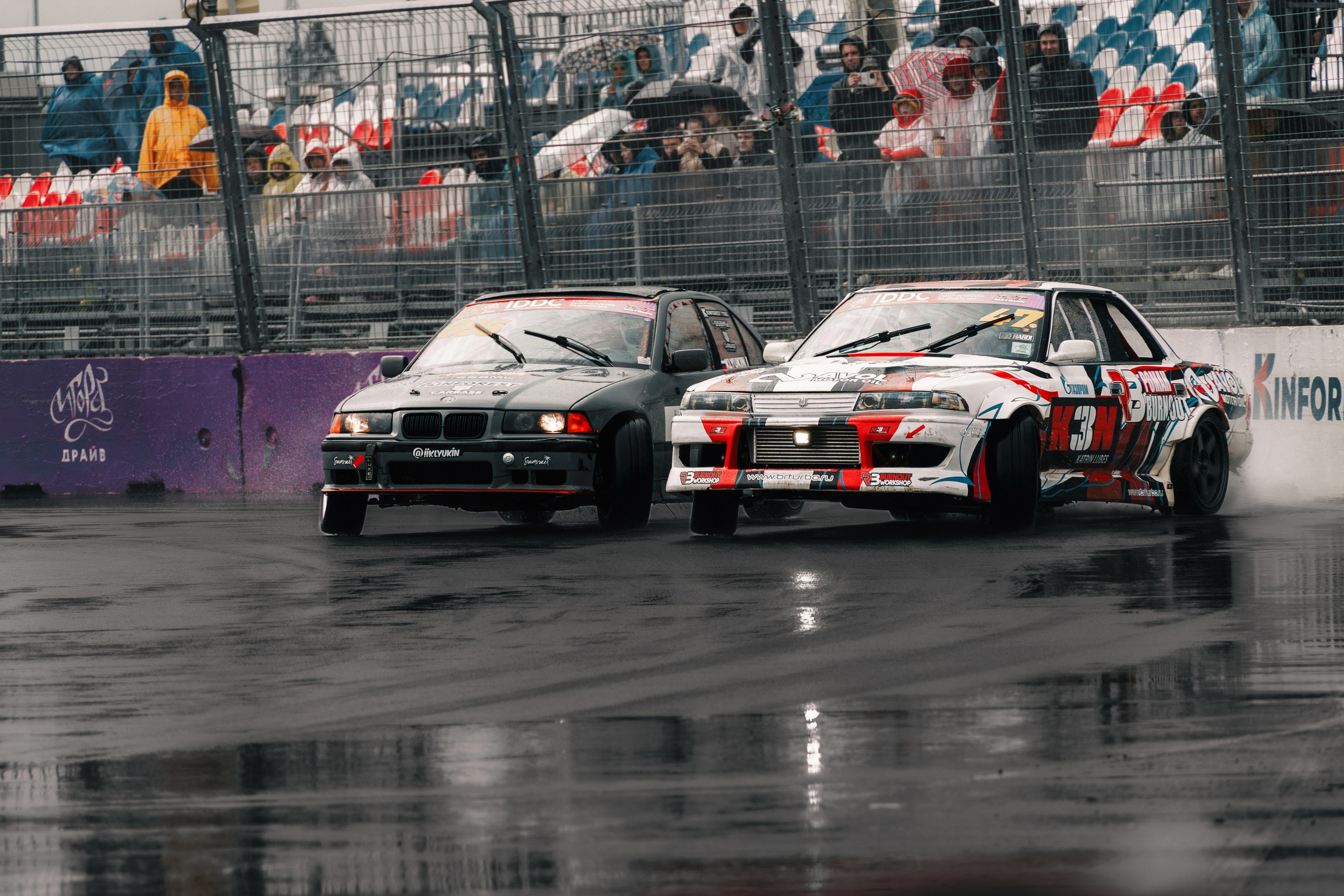 IDDC Этап 2: Бетонный Колизей и блогеры в деле