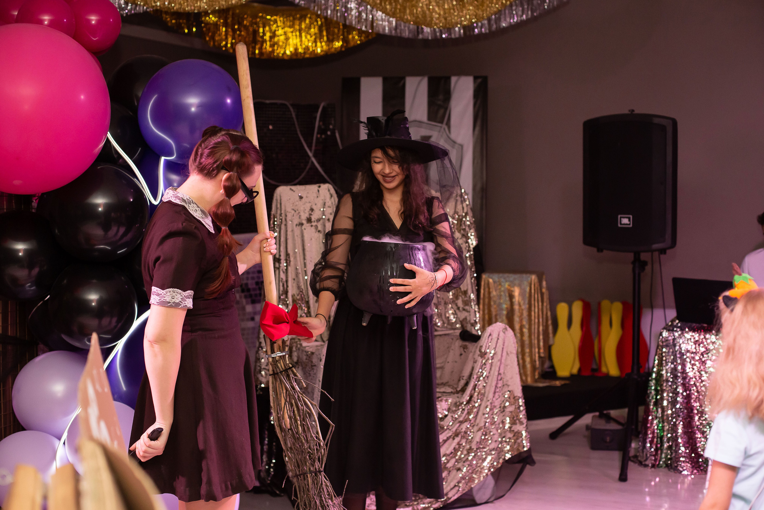 Верхом на помеле спектакль интерактивный. Семейный и детский фотограф Анна Петракова