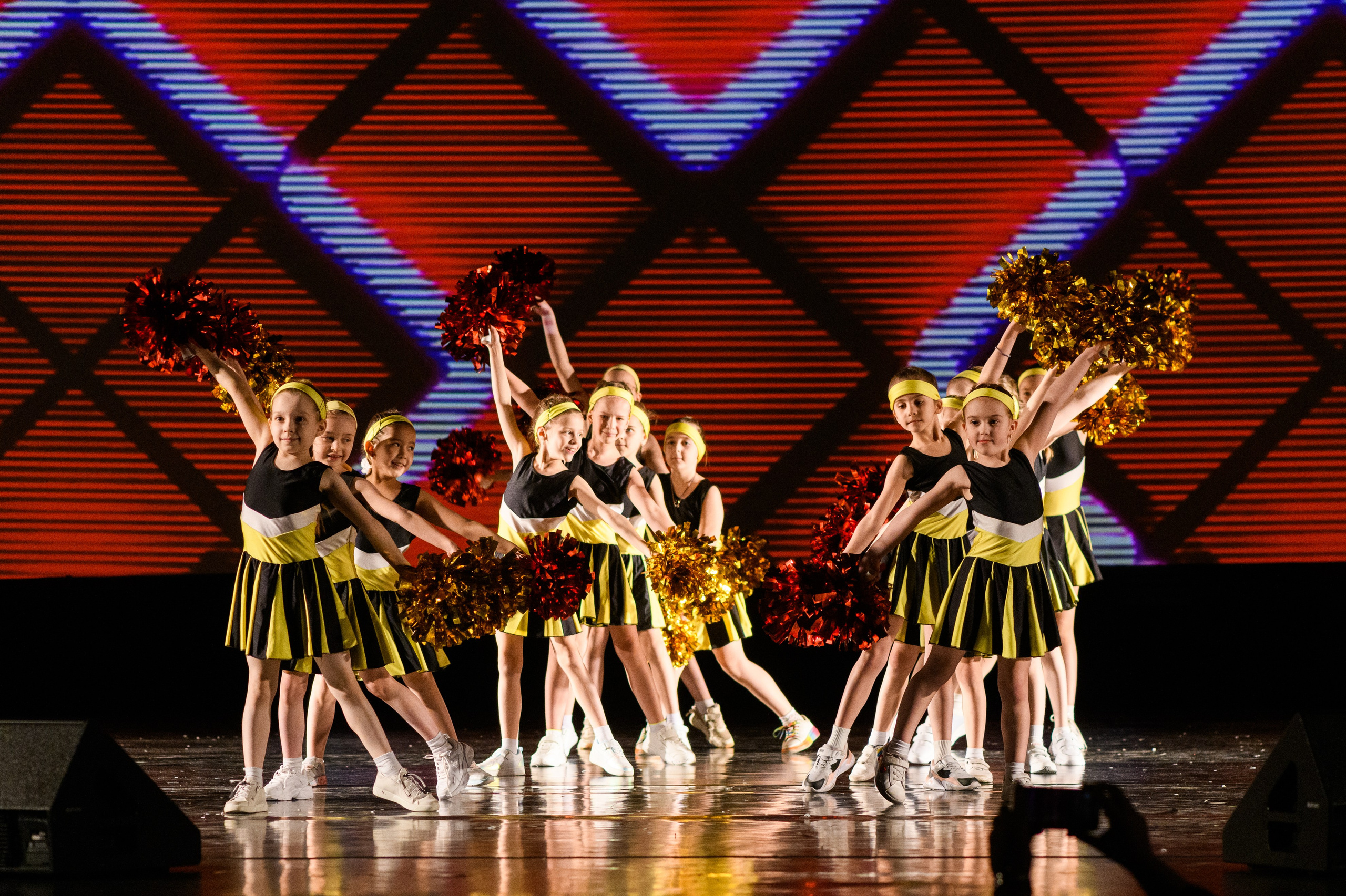 23 апреля, часть 2, БКЗ Октябрьский, г. Санкт-Петербург. Золотое яблочко