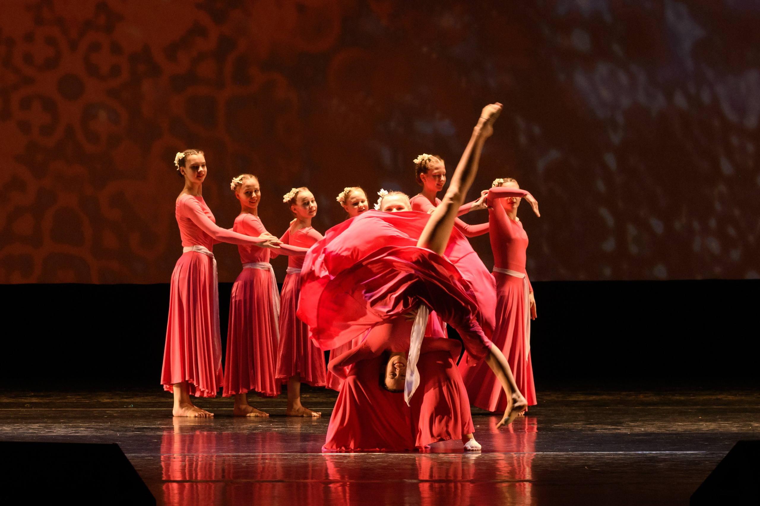 23 апреля, часть 2, БКЗ Октябрьский, г. Санкт-Петербург. Золотое яблочко