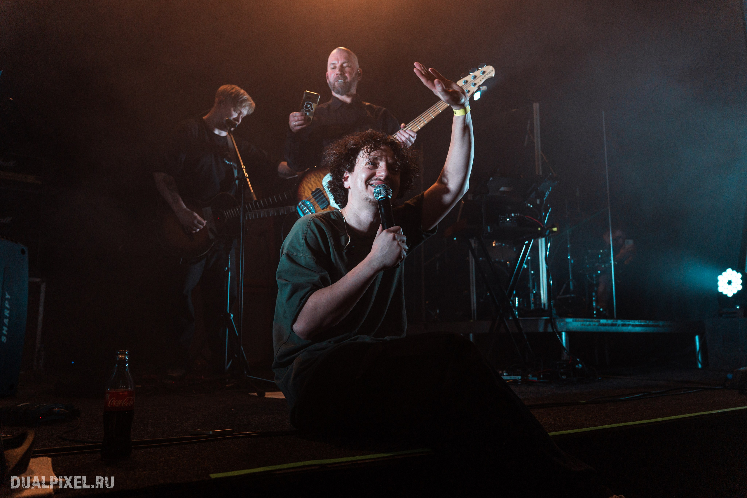 DenDerty концерт в Москве 30.03.2025. Магия музыки в кадре: Концертная Фотография