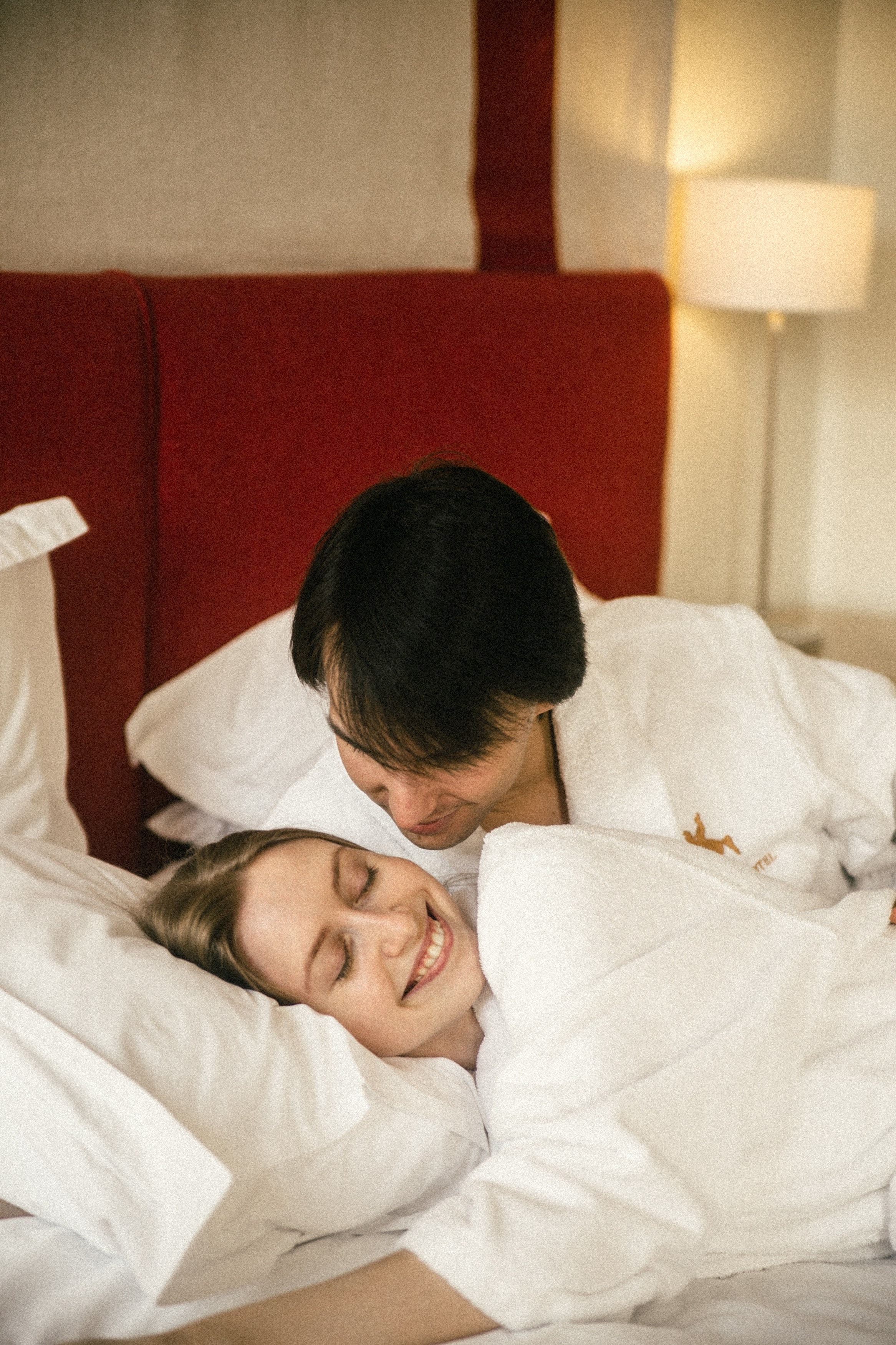 Лавстори в отеле. Свадебный и семейный фотограф в Нижнем Новгороде Мезенцев Андрей