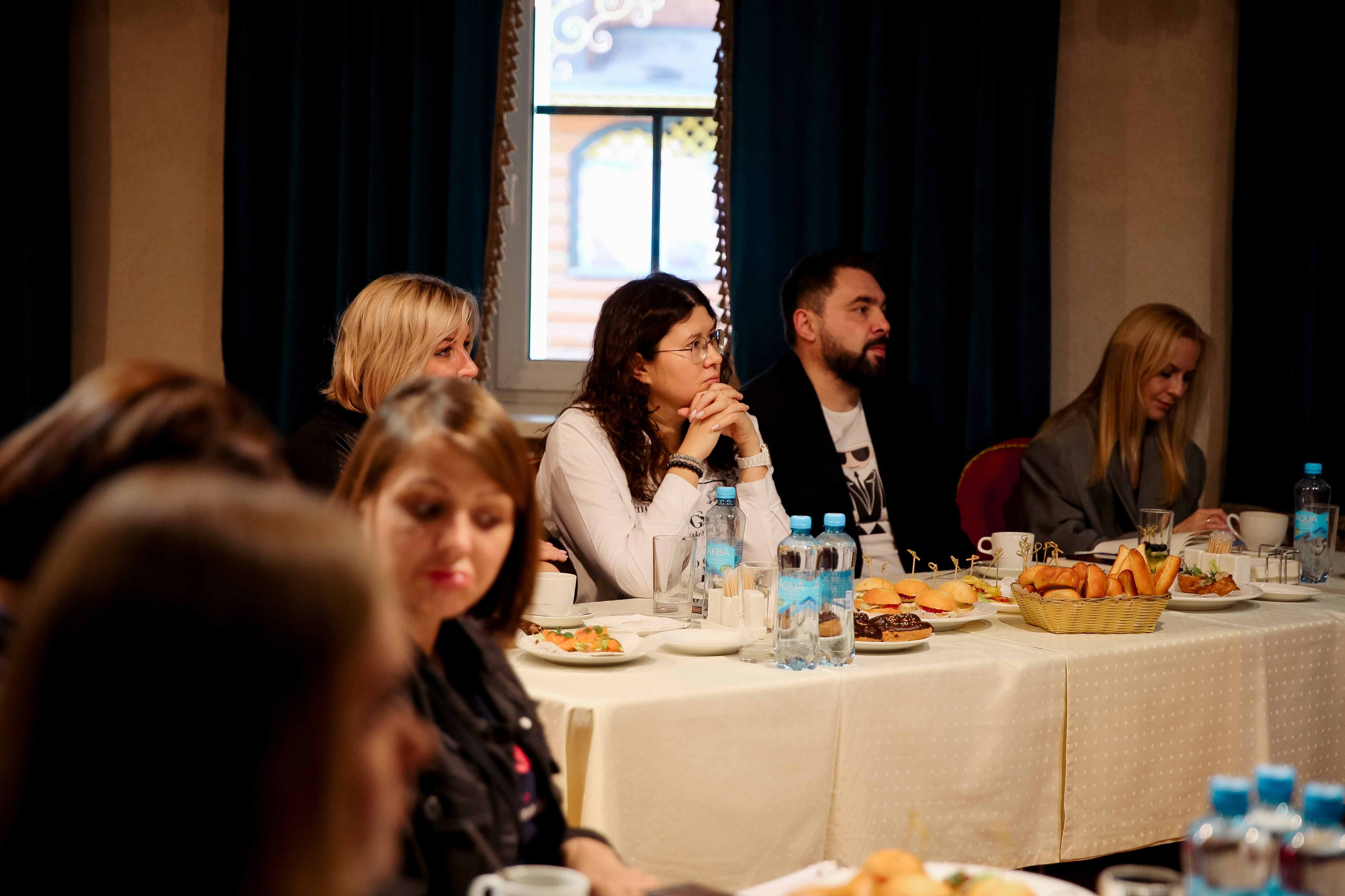 Бизнес Завтрак в ИВ. Ваш репортажный фотограф Артемий Антонов