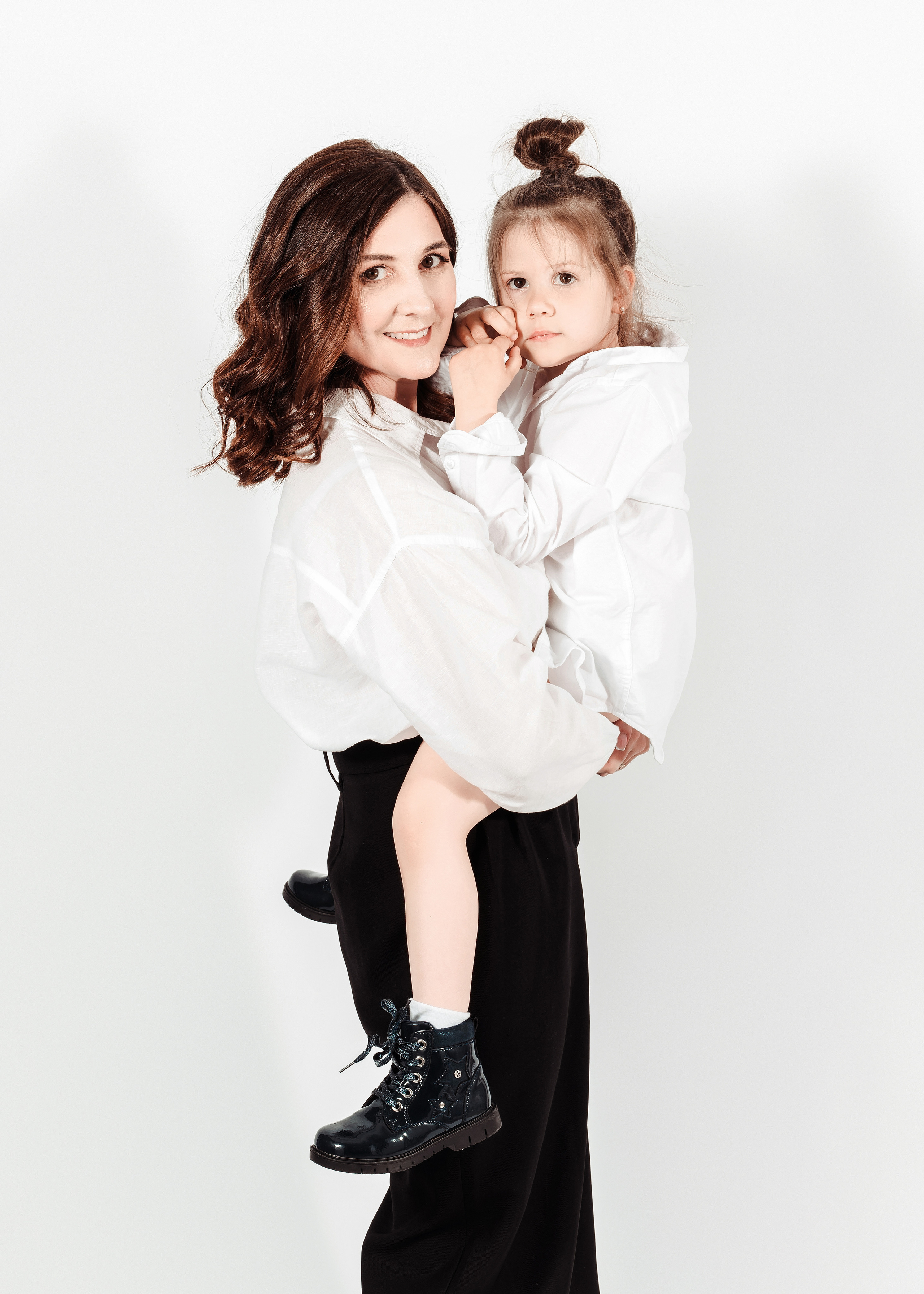 Мама и малыш. Фотограф новорождённых и беременных в г. Ноябрьск