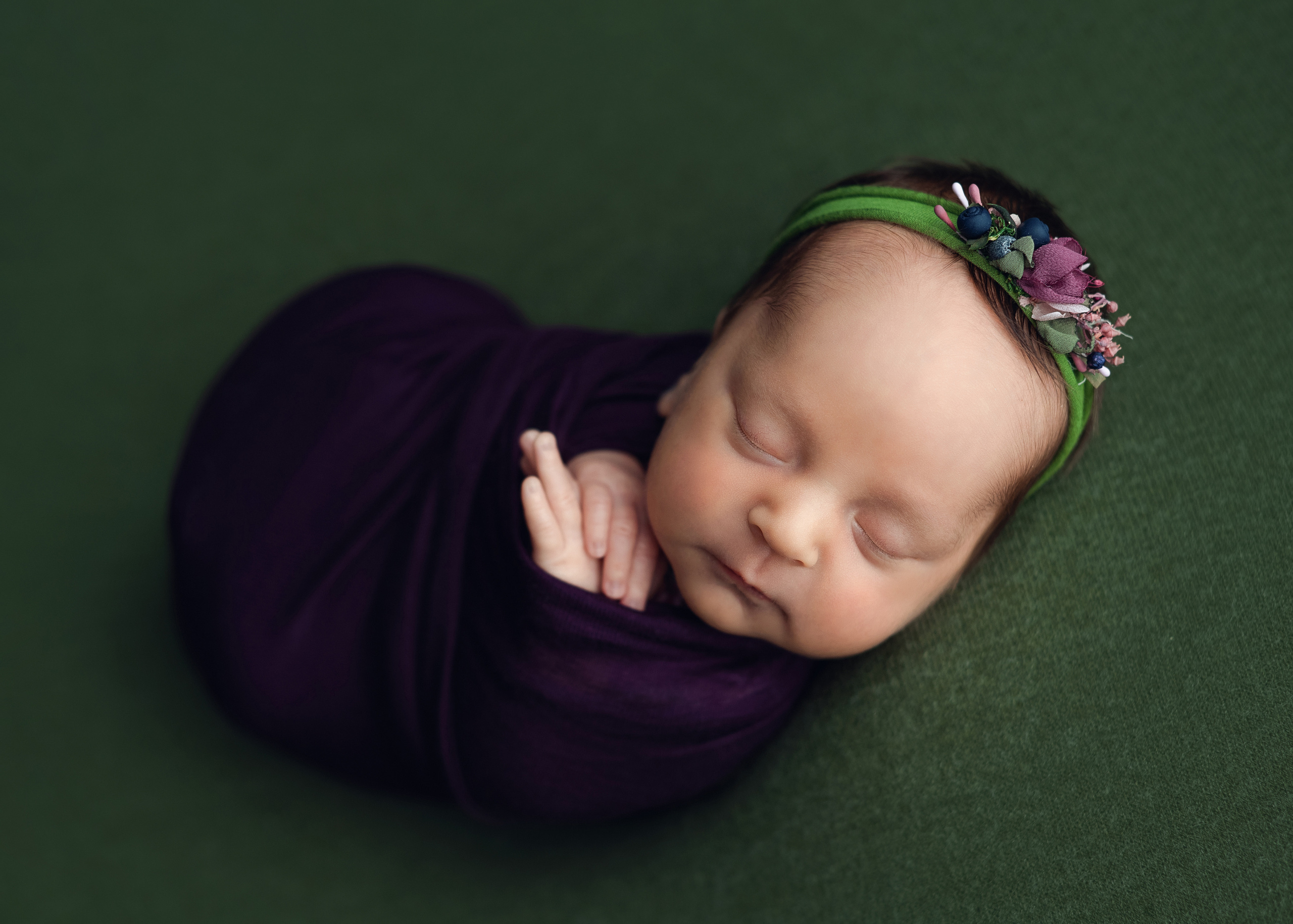 НОВОРОЖДЕННЫЕ. Фотограф новорождённых и беременных в г. Ноябрьск