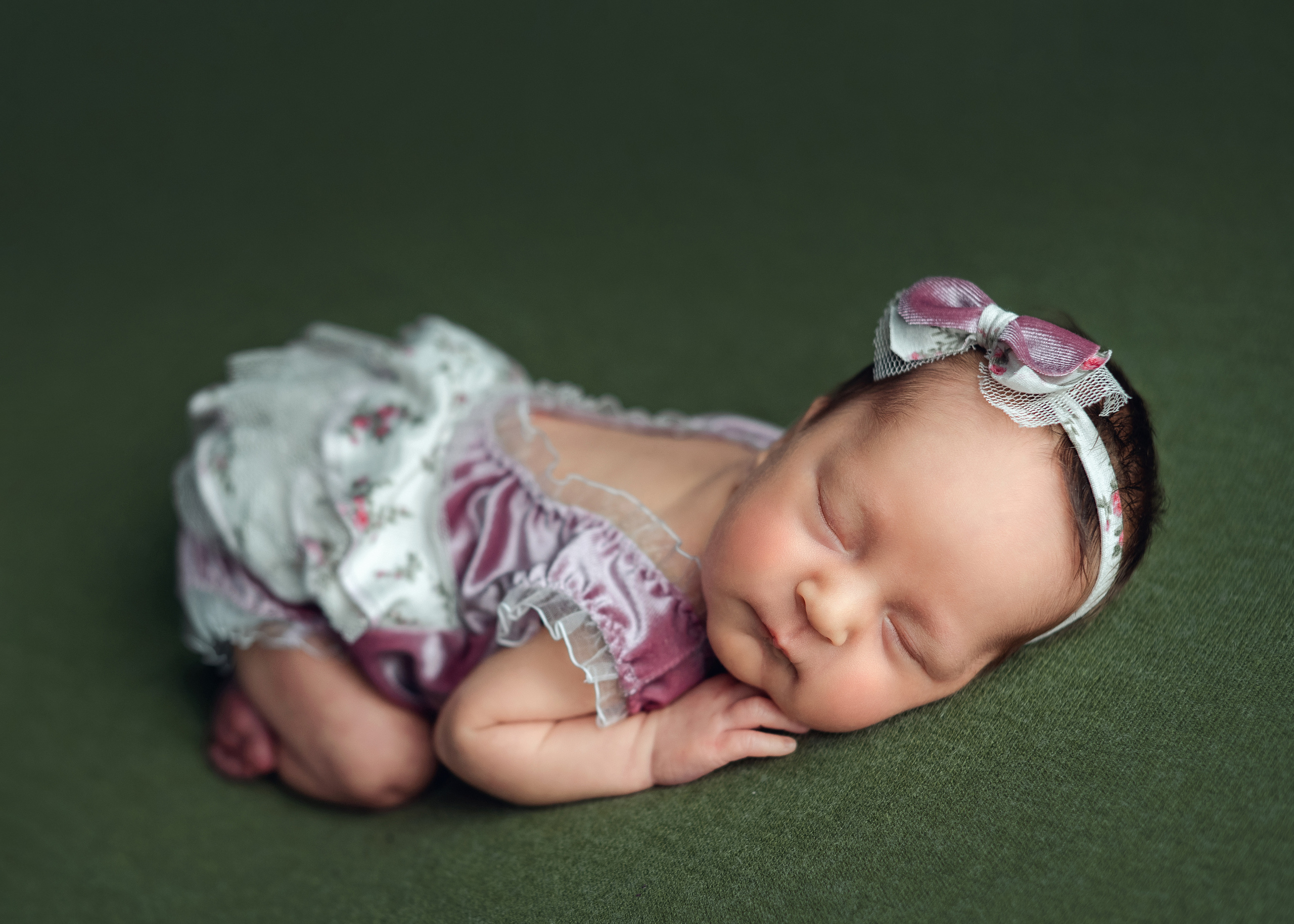 НОВОРОЖДЕННЫЕ. Фотограф новорождённых и беременных в г. Ноябрьск