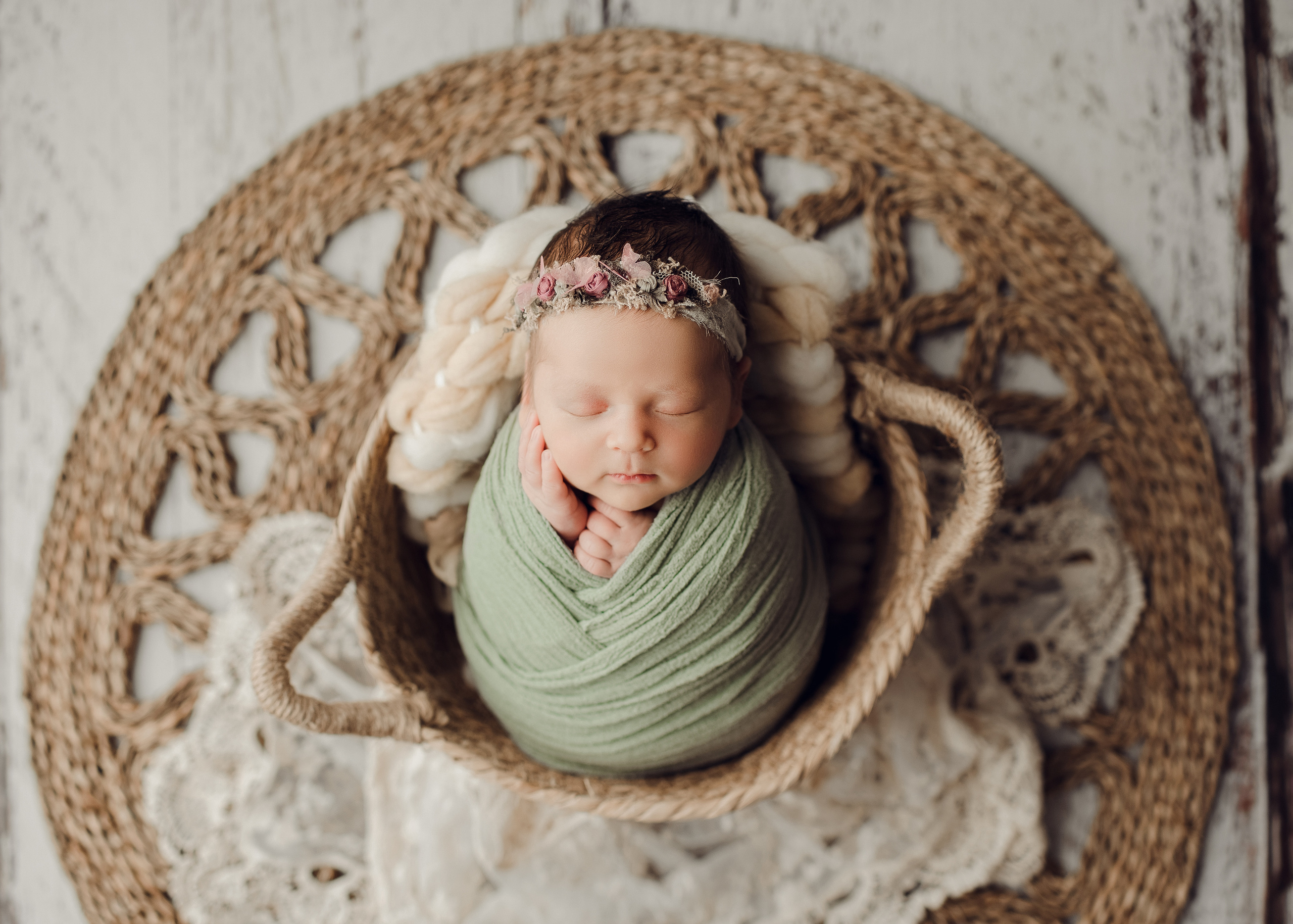 НОВОРОЖДЕННЫЕ. Фотограф новорождённых и беременных в г. Ноябрьск