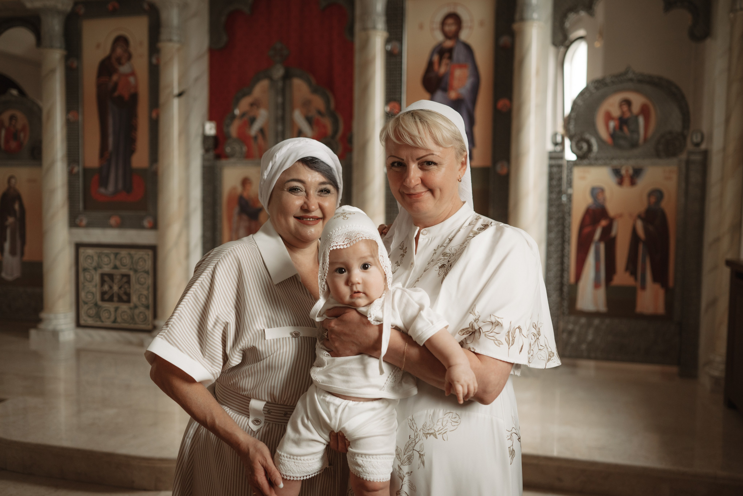 Крещение двойняшек. Фотограф в Москве и МО Бреусова Татьяна