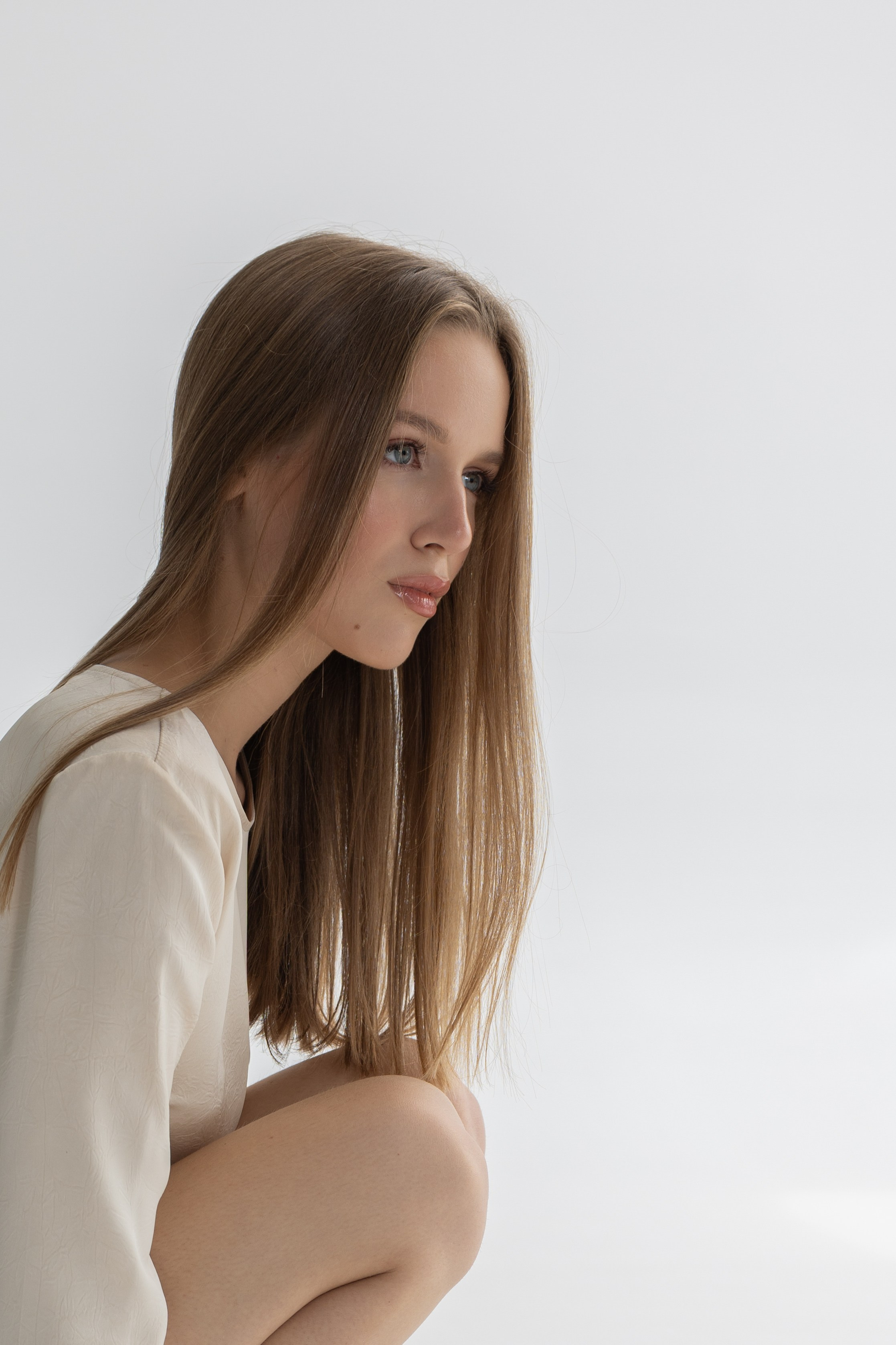 Ты в студии. Вита Овчинникова. Фотограф в Новосибирске. Снимаю женские портреты, контент для блогеров и брендов