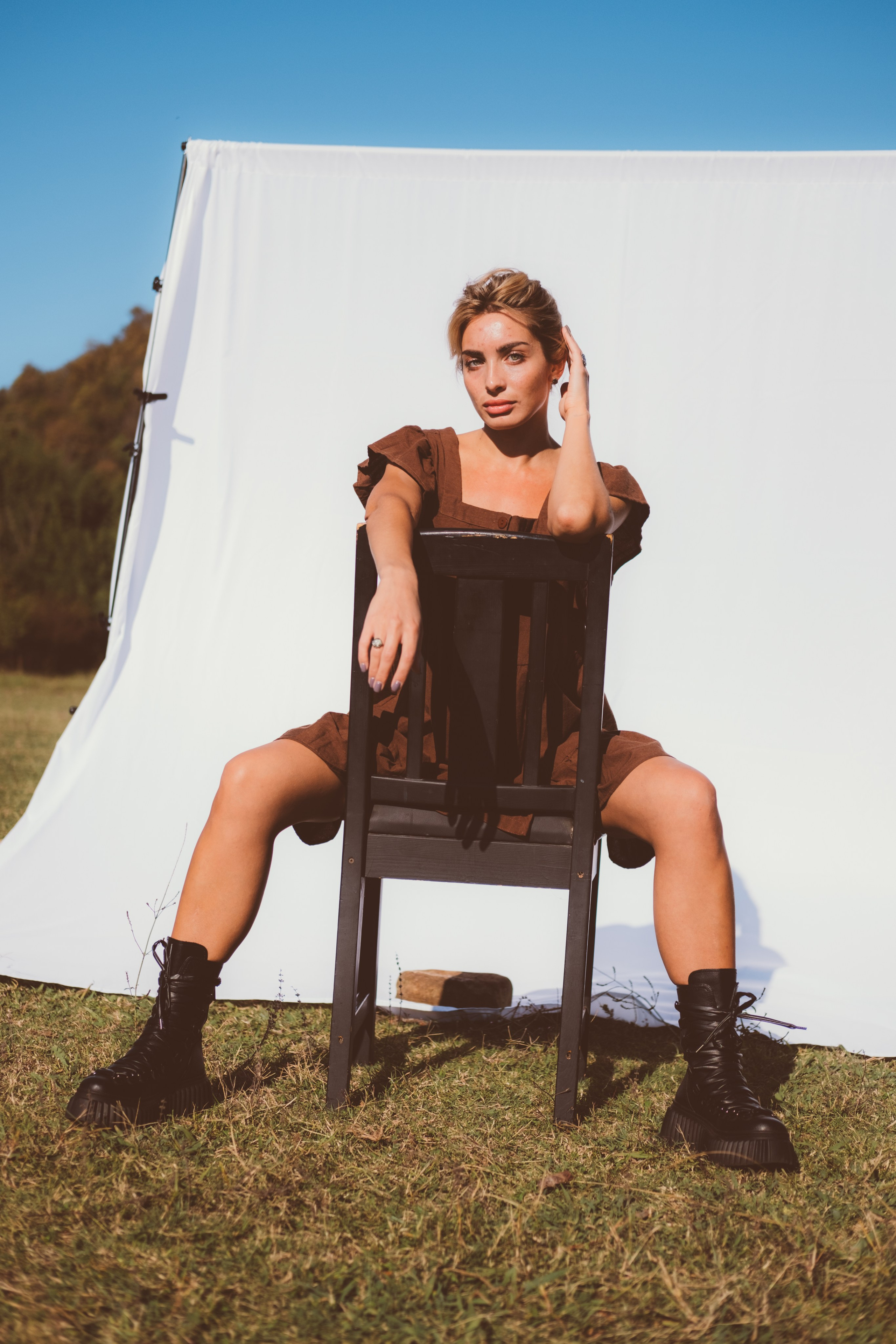 Съёмка с лошадьми, в поле. Фотограф в Иркутске Анна Мирошникова