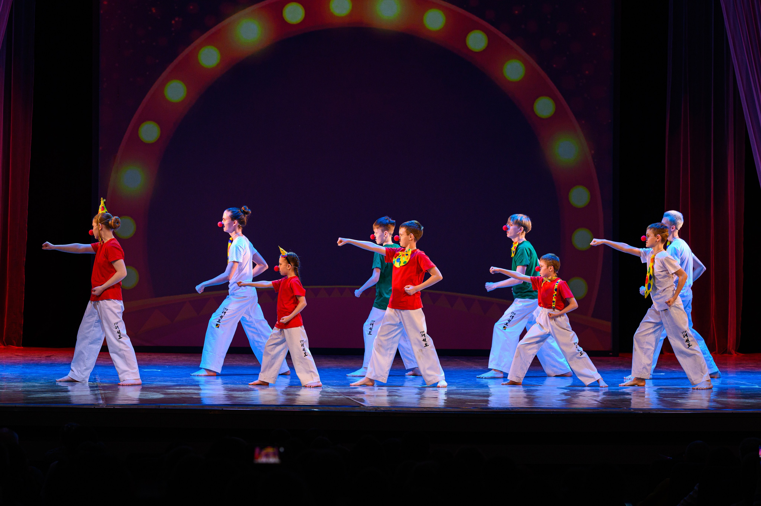 На арене. Подольск. Фотограф Сергей Белов | Москва