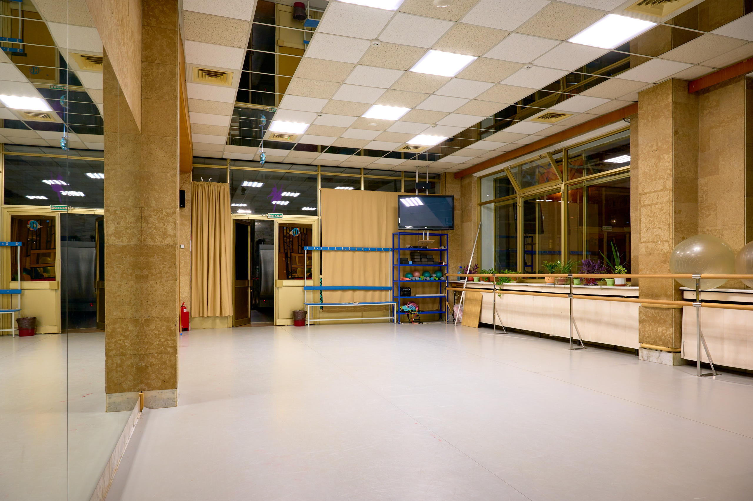 Интерьерная съемка объектов Дело спорт. Спортивный фитнес фотограф-видеограф Алексей Нестеров