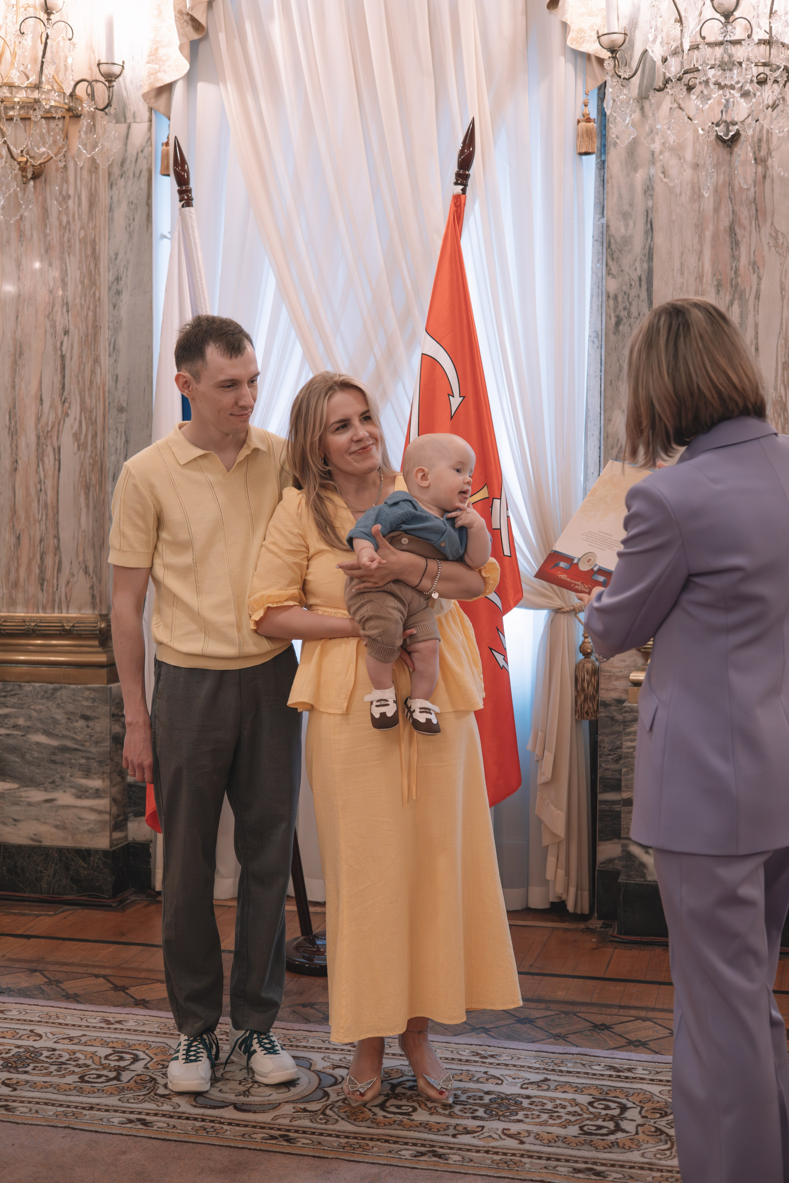 Маленький Петербуржец. Семейный фотограф в Санкт-Петербурге. Запечатление мгновений и ярких воспоминаний в Вашей жизни