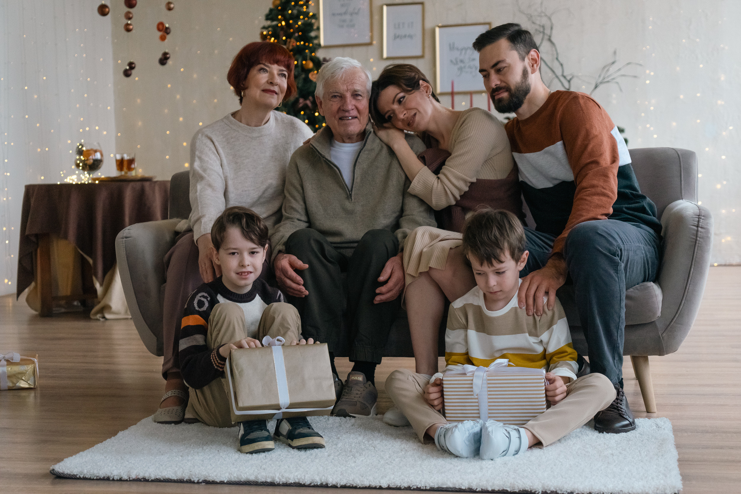Новогодняя. Семья, четыре поколения. Фотограф Скворцов Дмитрий, Балашиха. Портреты, семейные съёмки