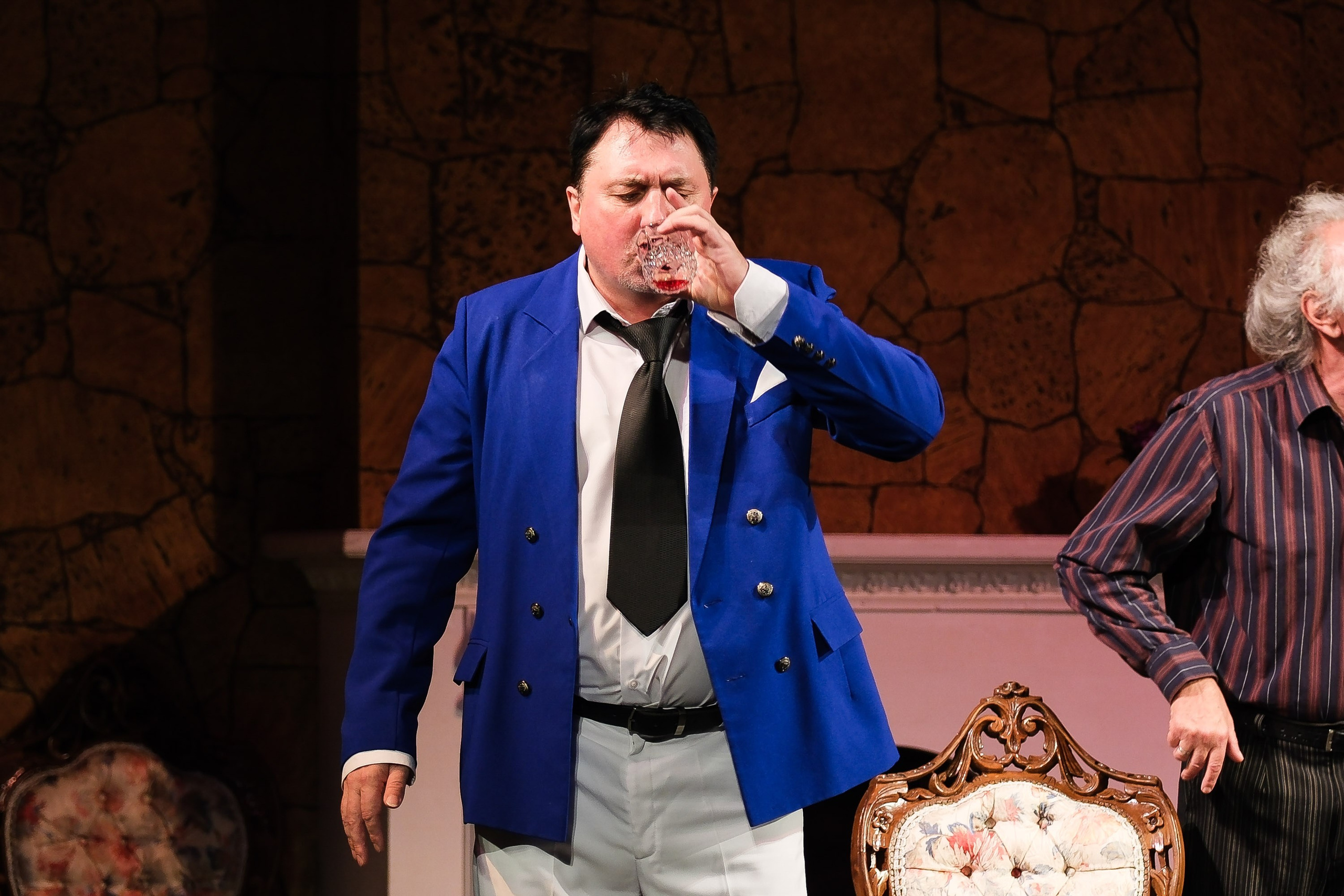 Ужин с дураком. Фотограф Анатолий Деникин