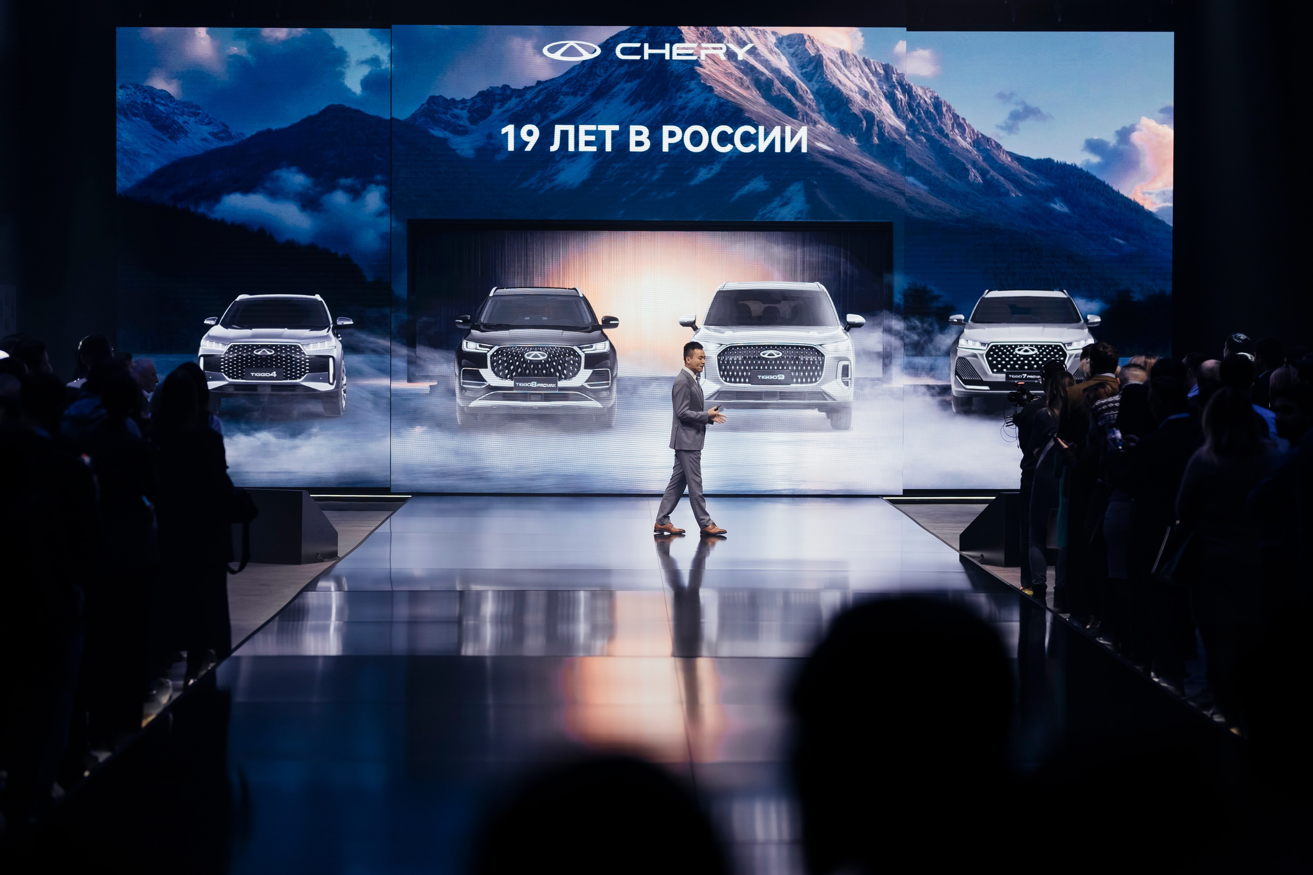 New Chery Tiggo 9. Репортажный, event, концертный и backstage фотограф из Москвы Виталий Кривцов