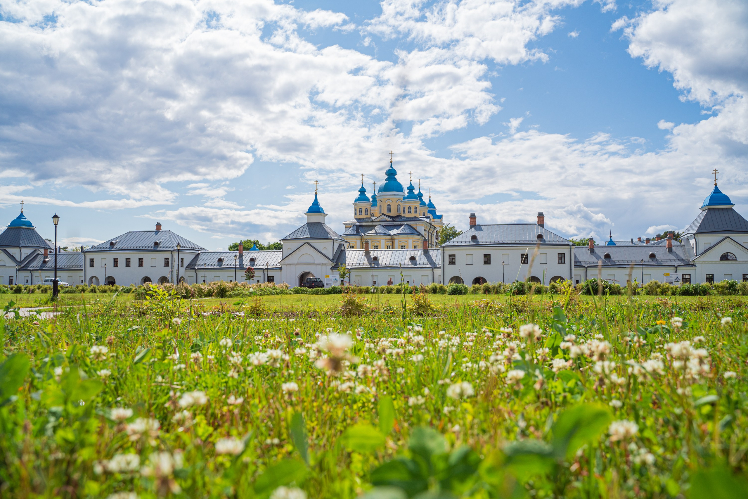 Гидровыезд в Коневский мужской монастырь. Свадебный, семейный, портретный, репортажный фотограф в Санкт-Петербурге