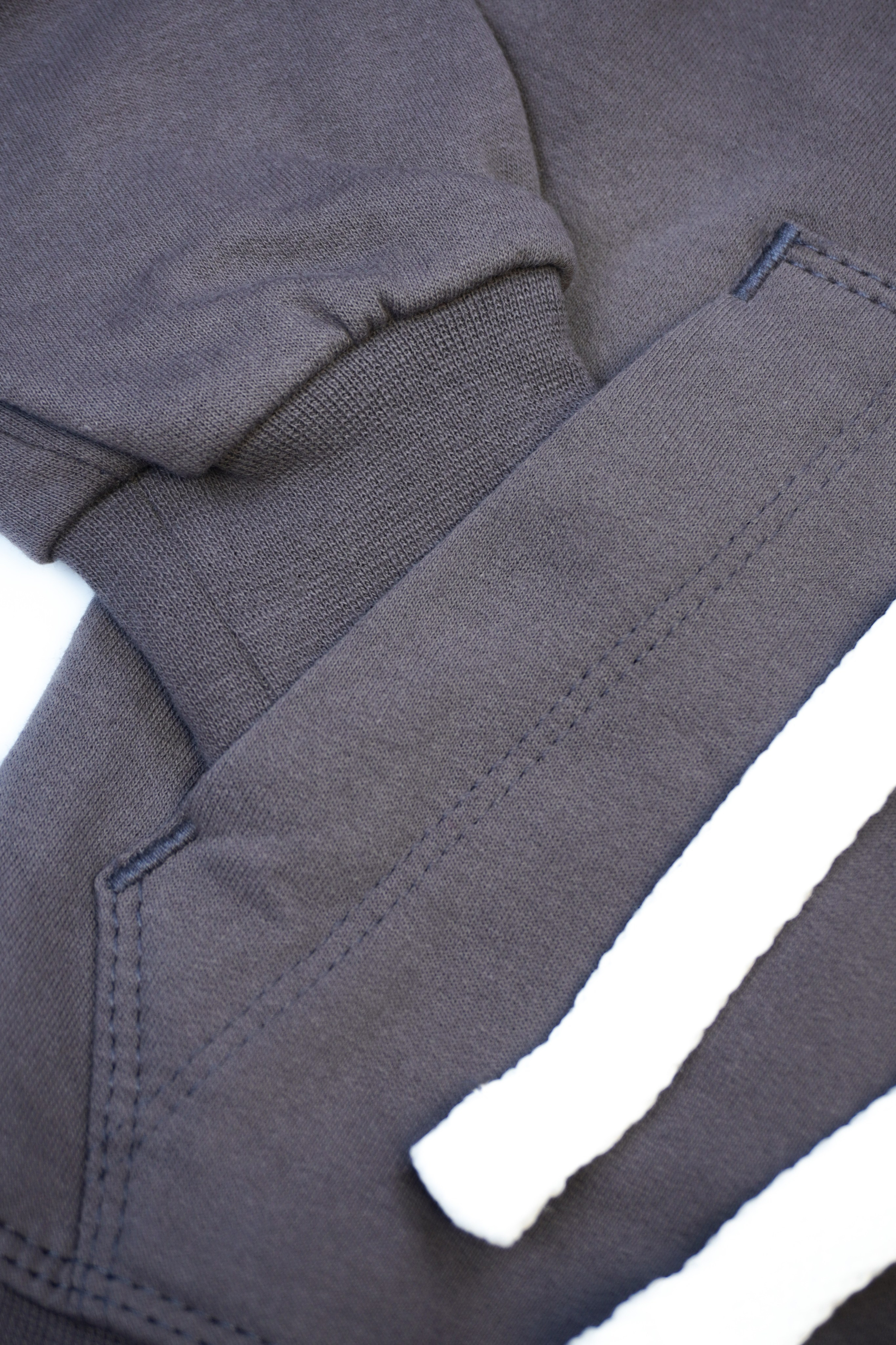 Одежда. Кузнецова Мария — профессиональный фотограф в Санкт-Петербурге | Предметная фотосъёмка, модельные тесты, актёрское портфолио, концерты