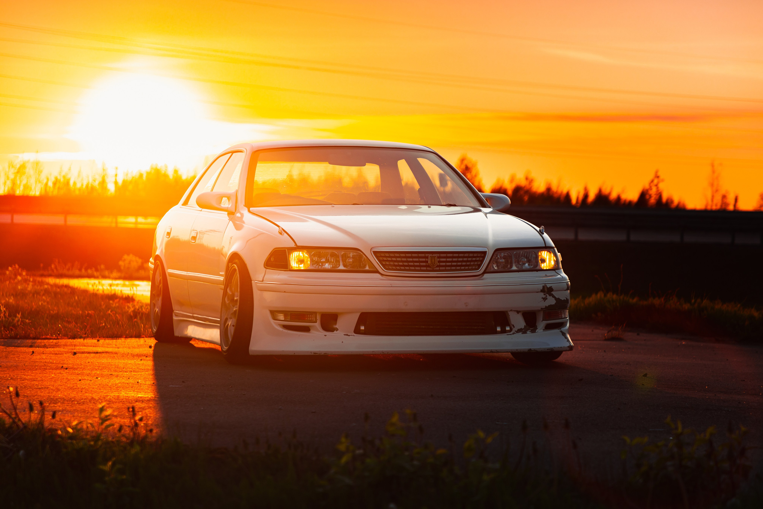 Toyota Mark II JZX100 на закате