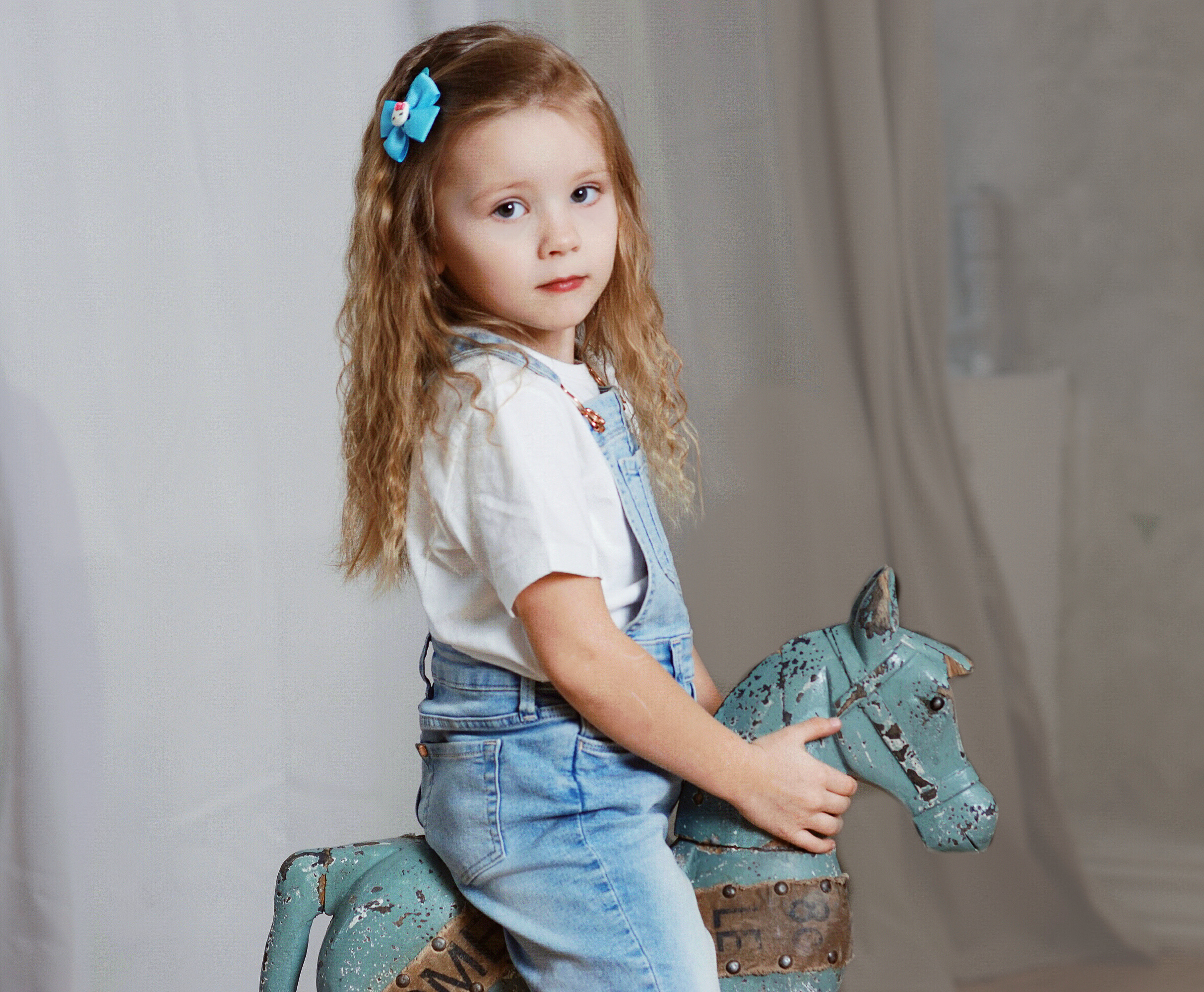 Семейная студийная съёмка. Фотограф Барт Полина. Снимаю в Санкт-Петербурге, Москве, Приозерске