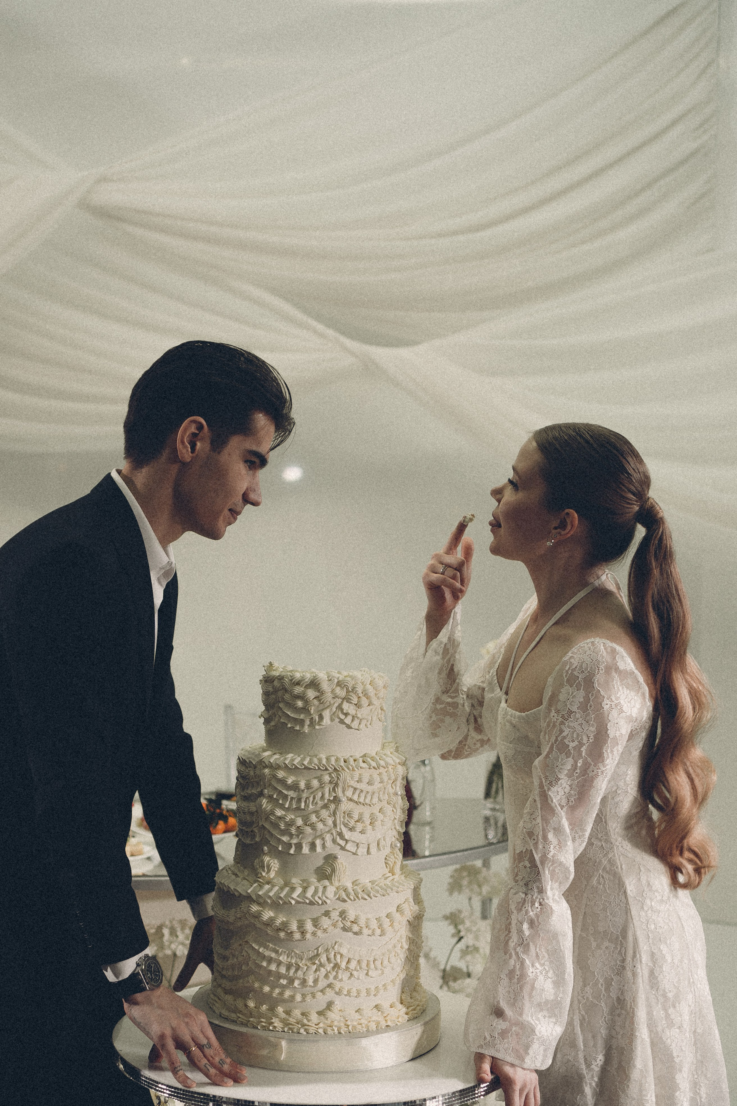 СВАДЕБНАЯ СЬЕМКА В ОТЕЛЕ В СИБИРИ. Профессиональный фотограф, Санкт-Петербург — Виктория Богомолова