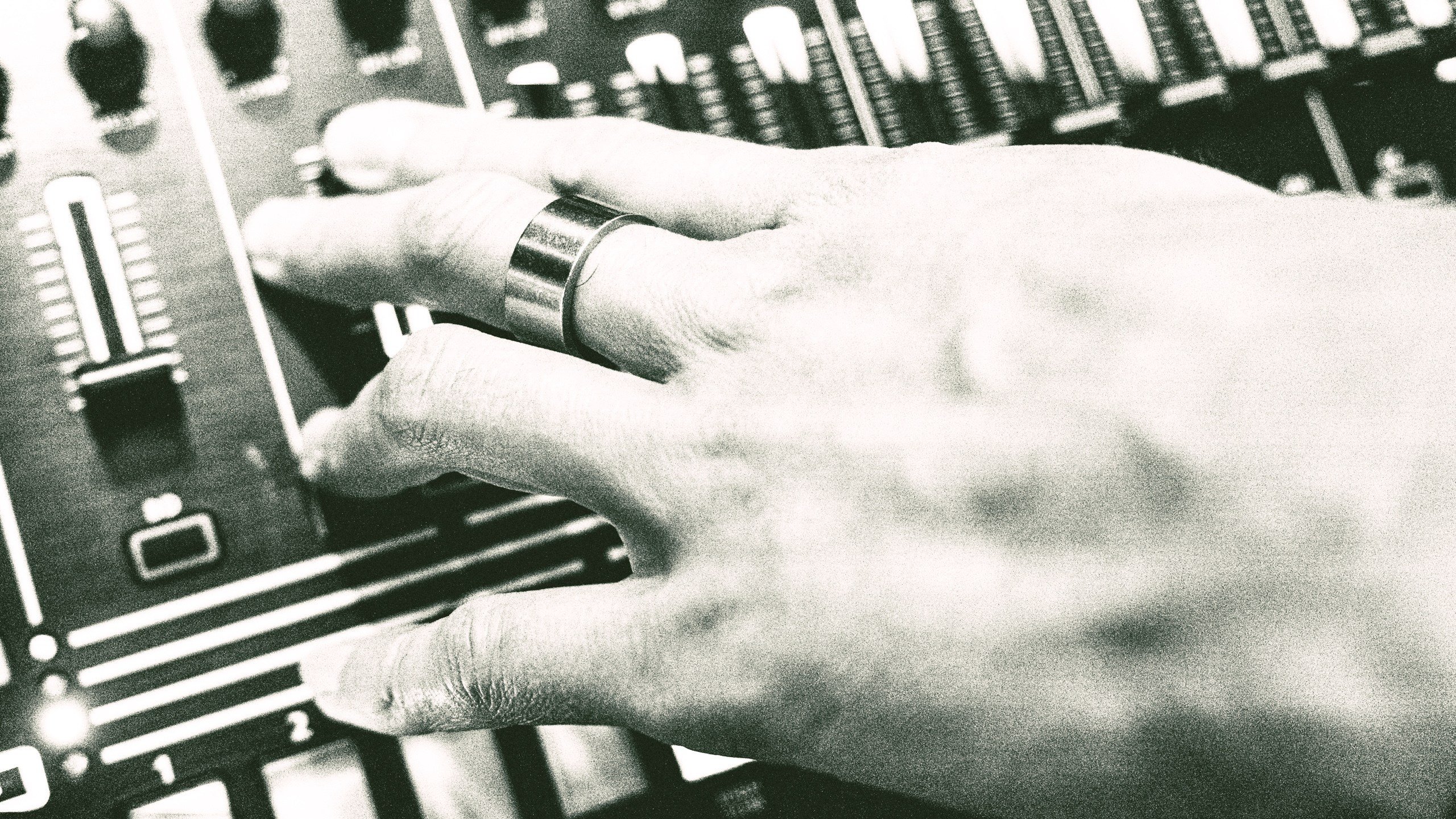 Диджей-сет. Мари — фотограф и видеограф из Москвы