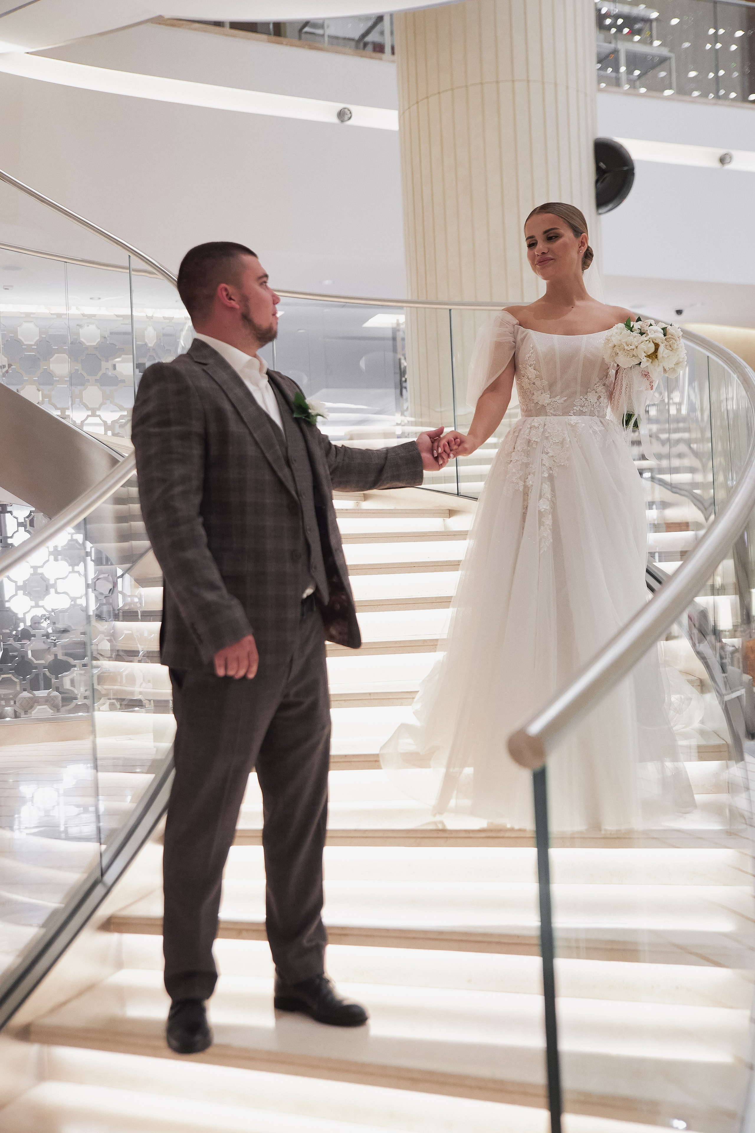 Свадебная фотосессия в Hyatt Regency Moscow